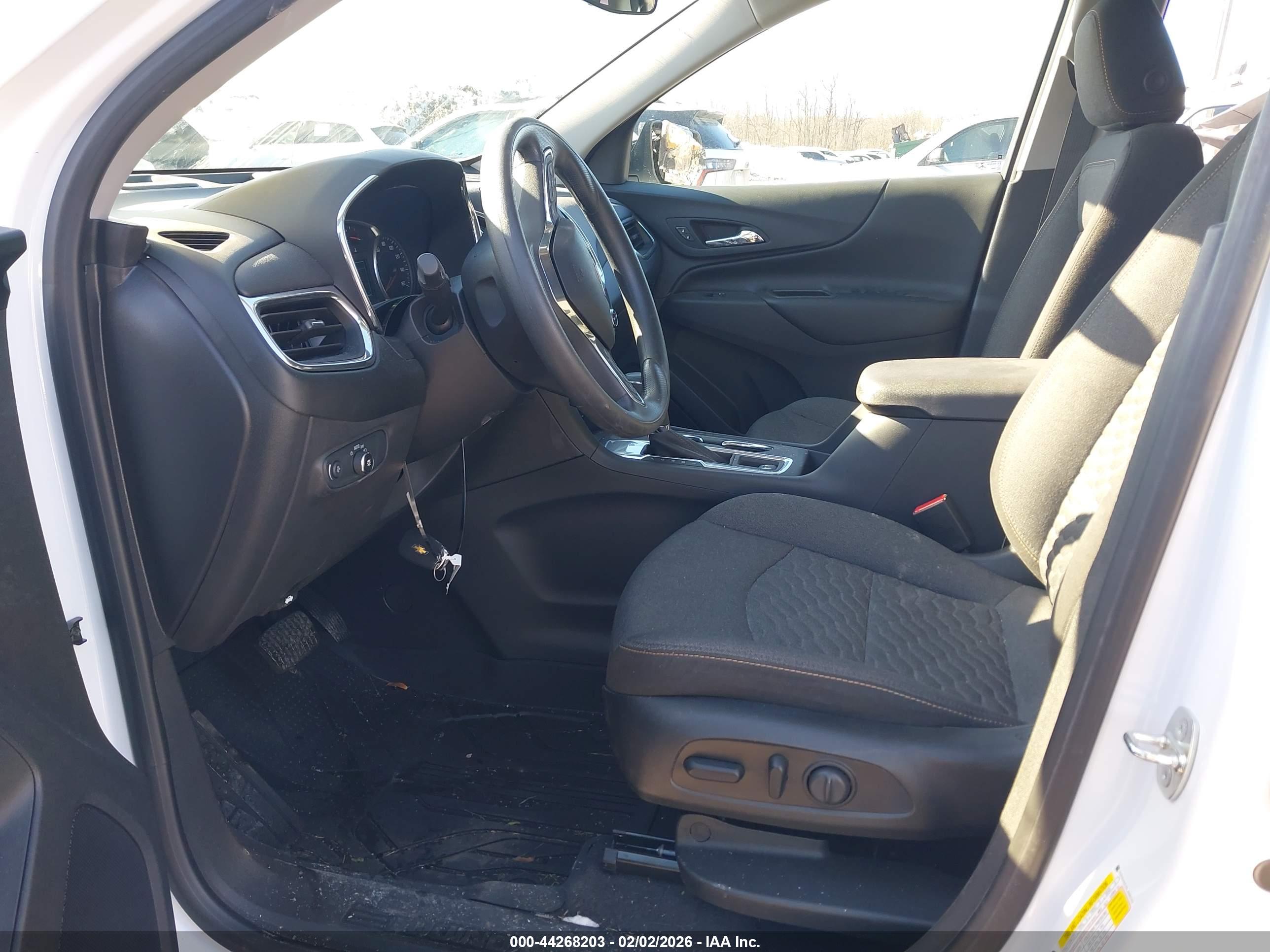 CHEVROLET EQUINOX image 5