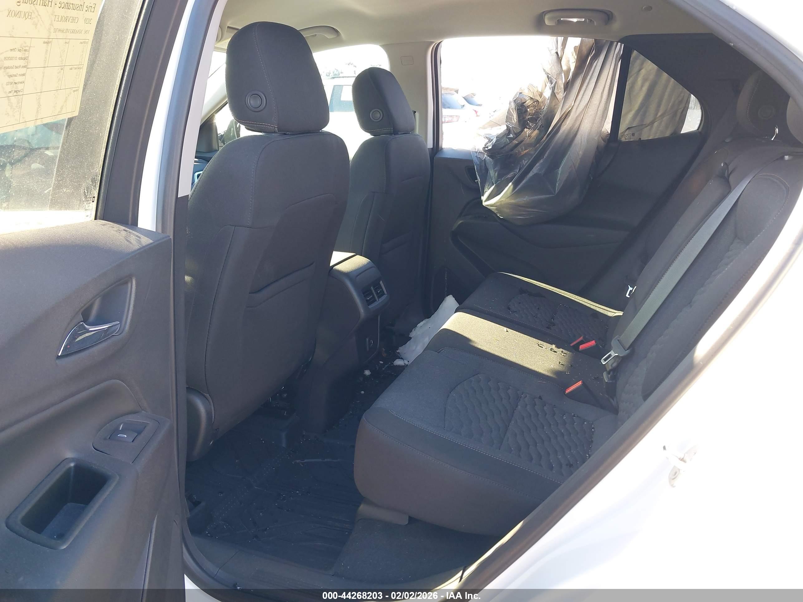 CHEVROLET EQUINOX image 8