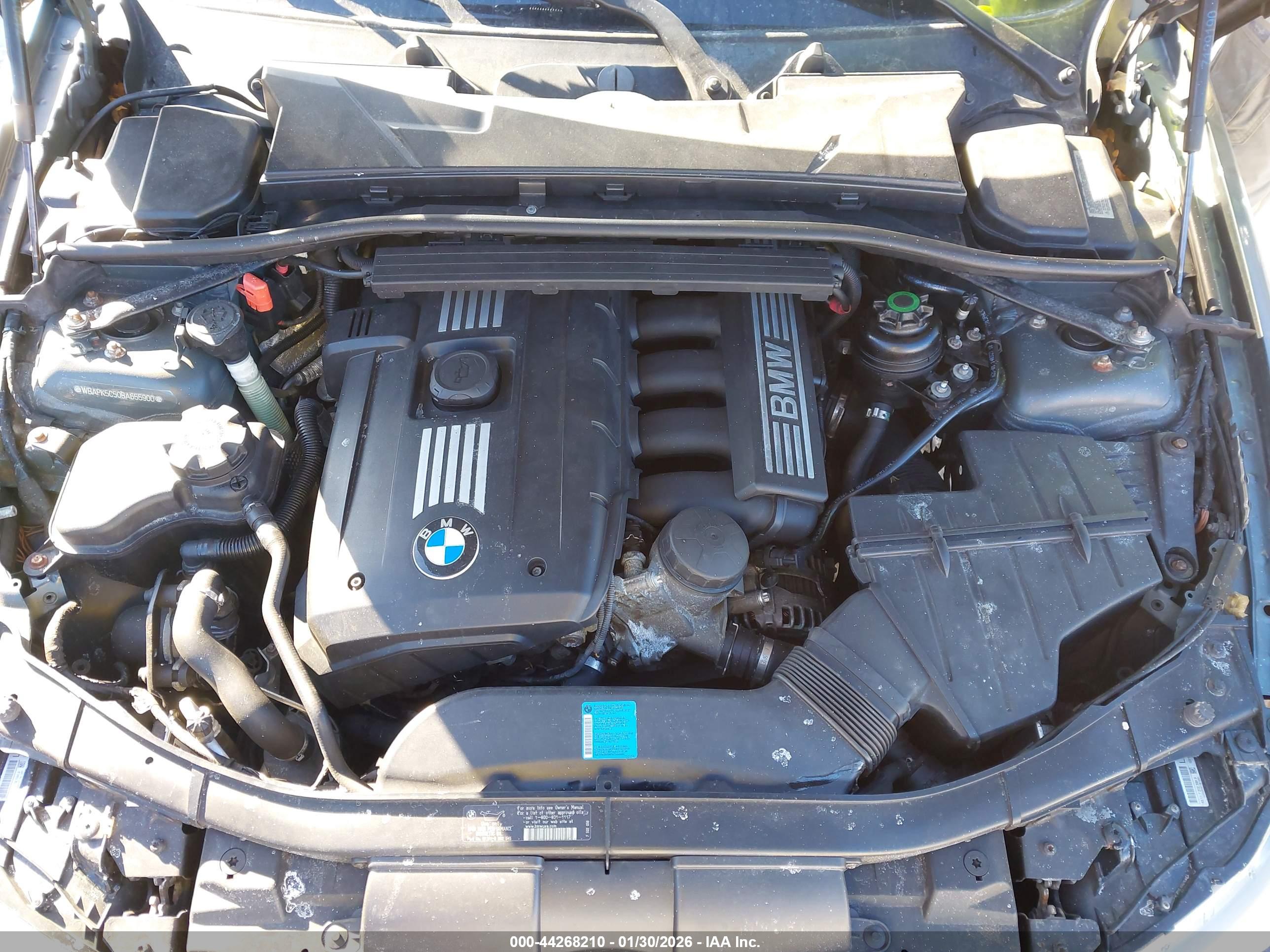 BMW 328I image 10