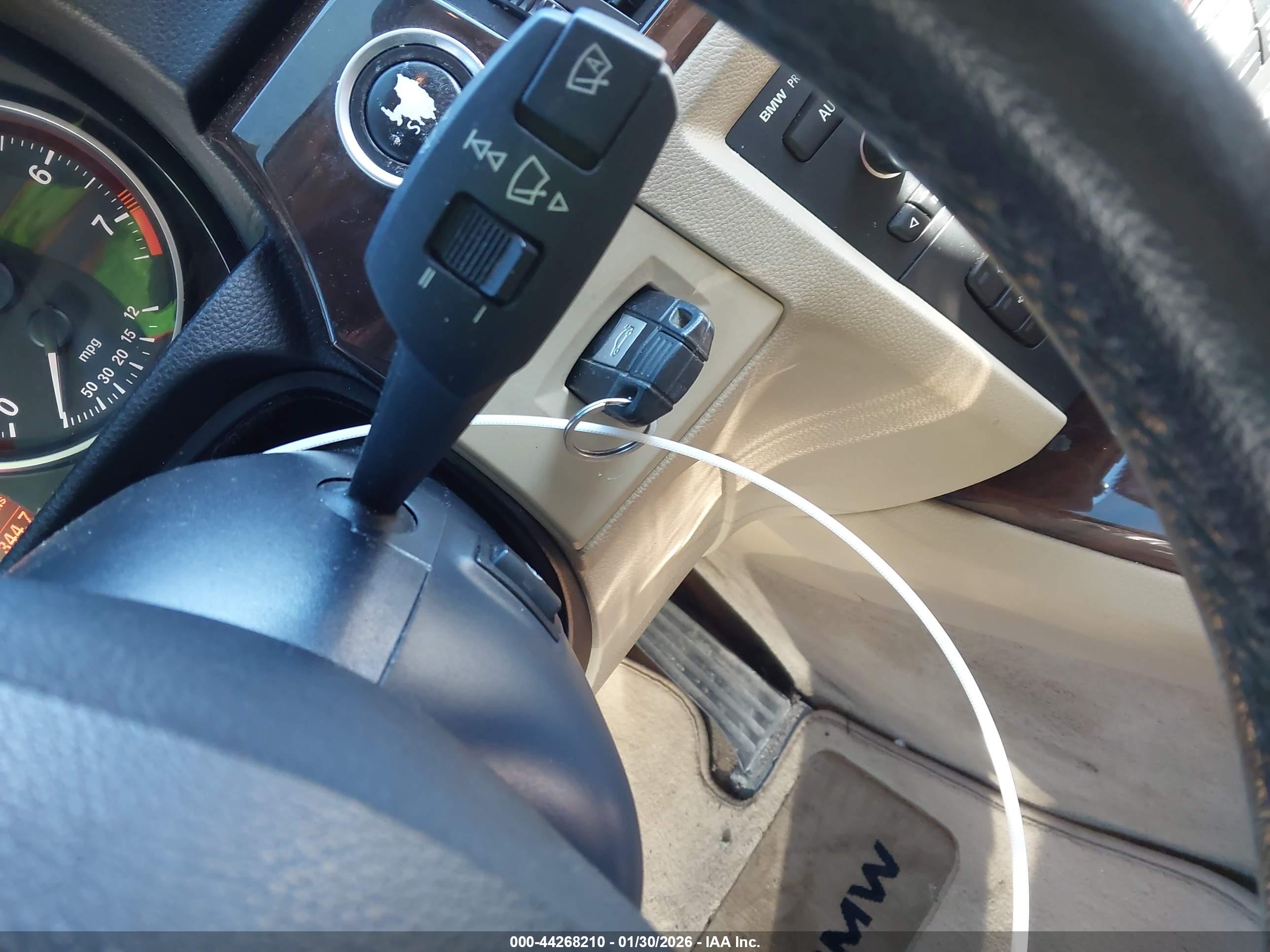 BMW 328I image 11