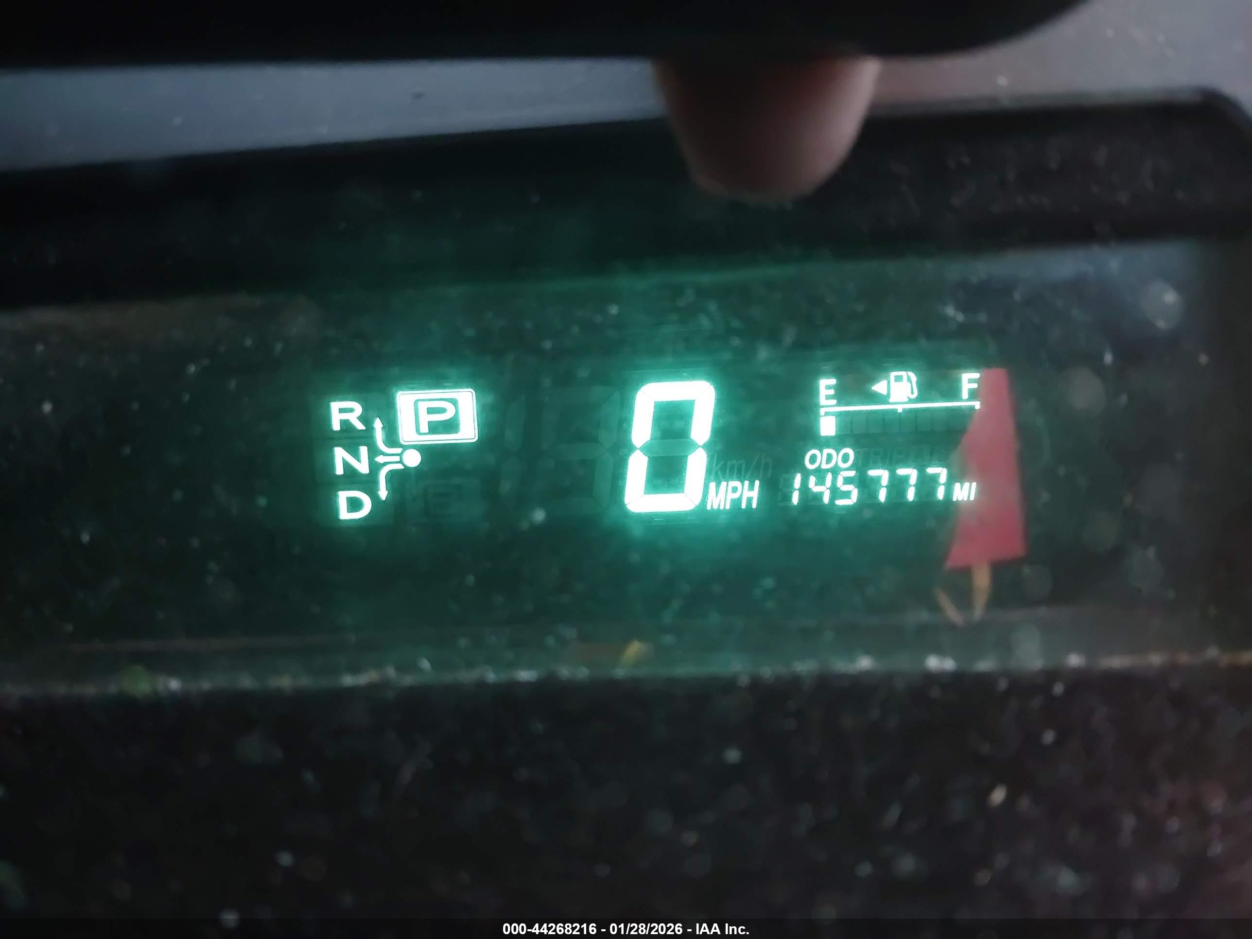TOYOTA PRIUS image 7