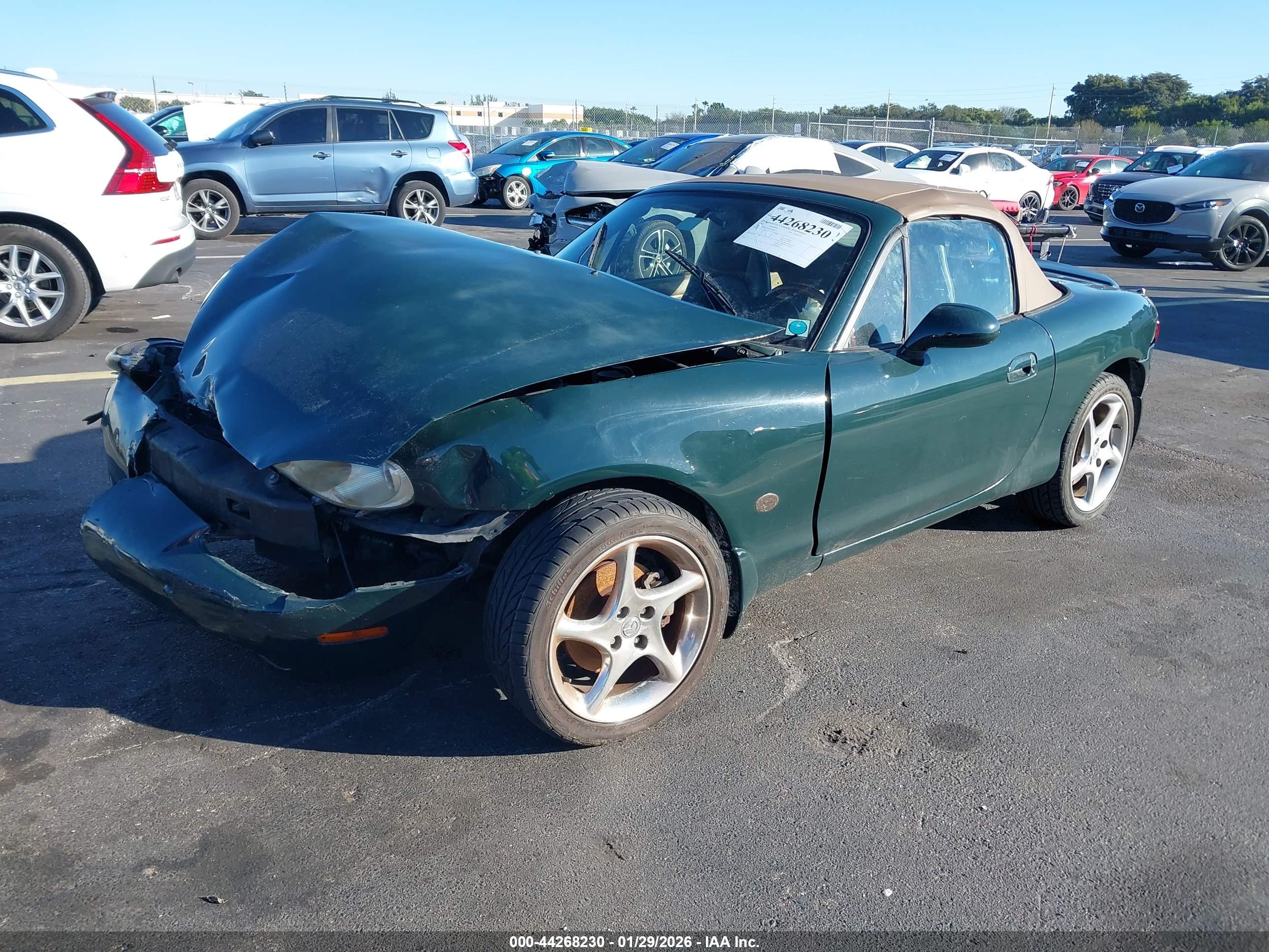 MAZDA MX-5 image 2