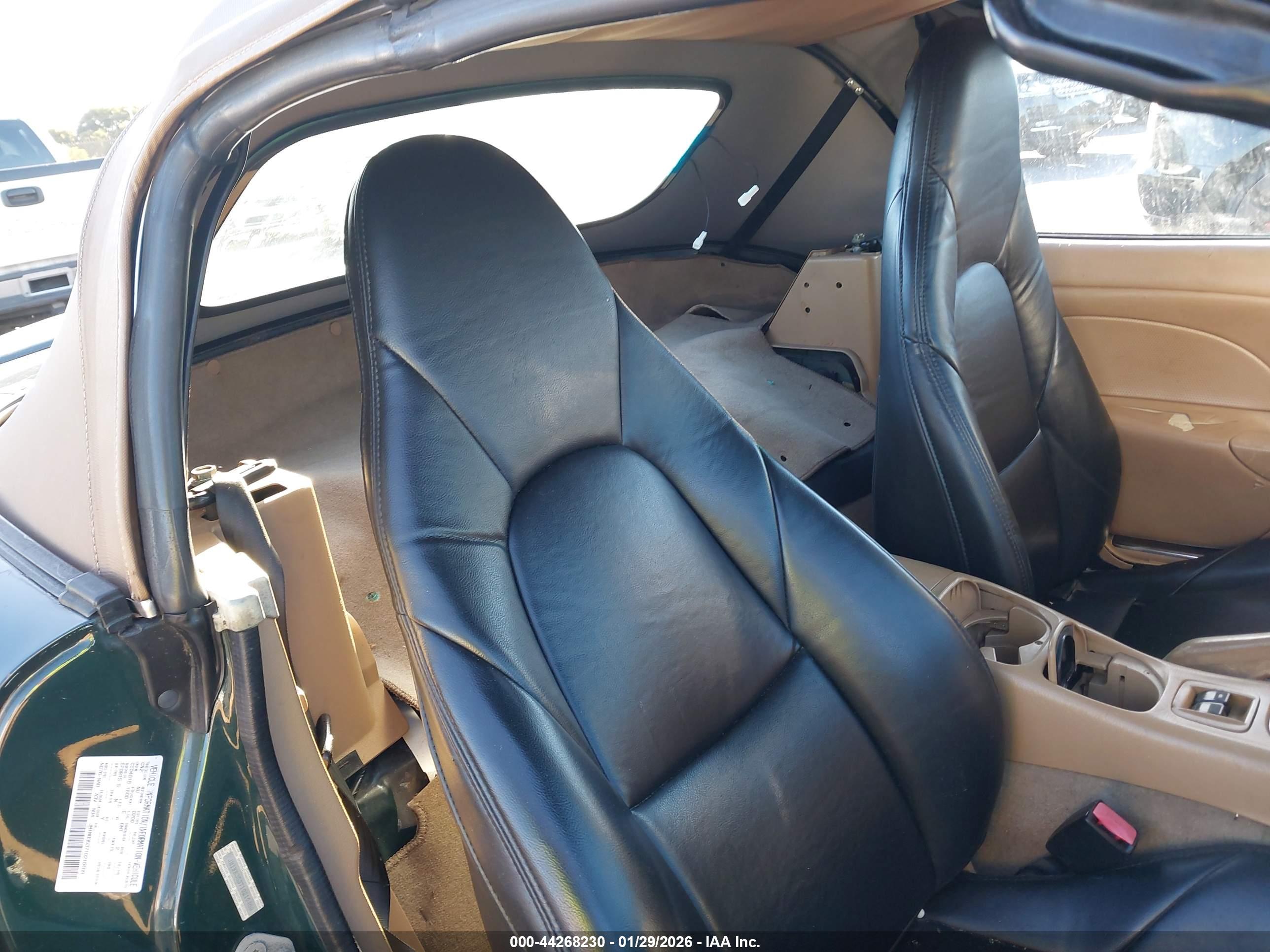 MAZDA MX-5 image 8