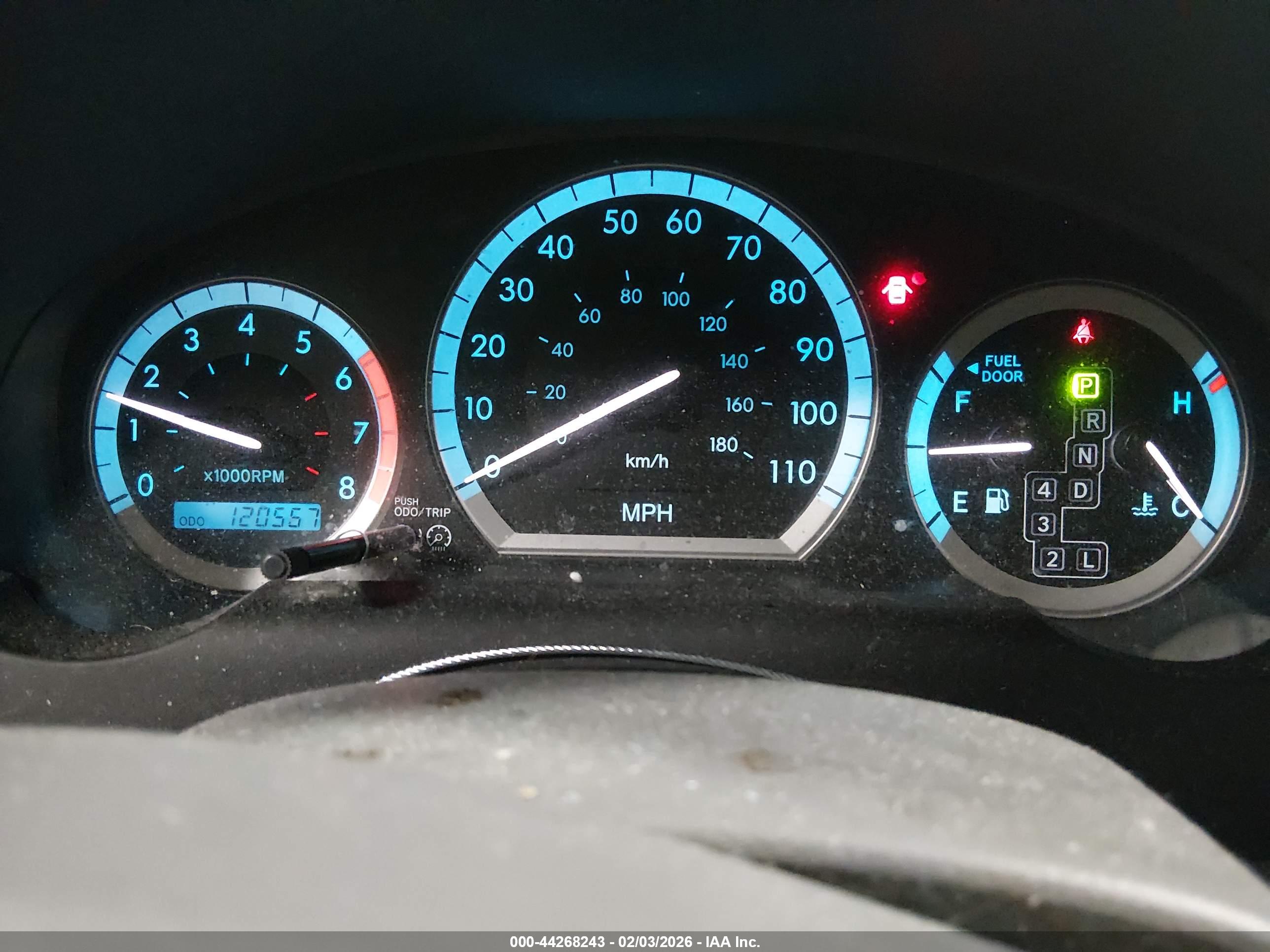 TOYOTA SIENNA image 7