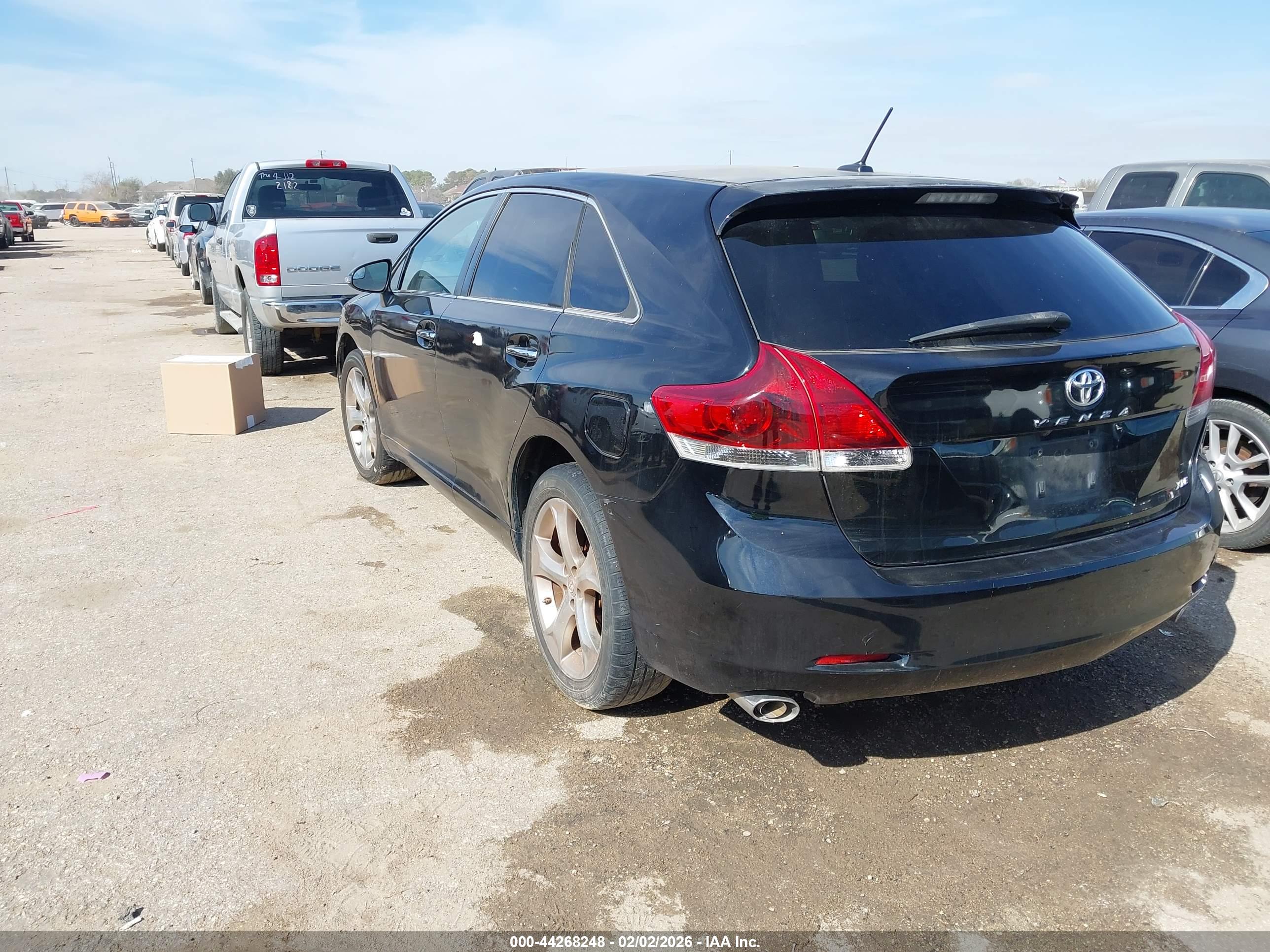 TOYOTA VENZA image 3