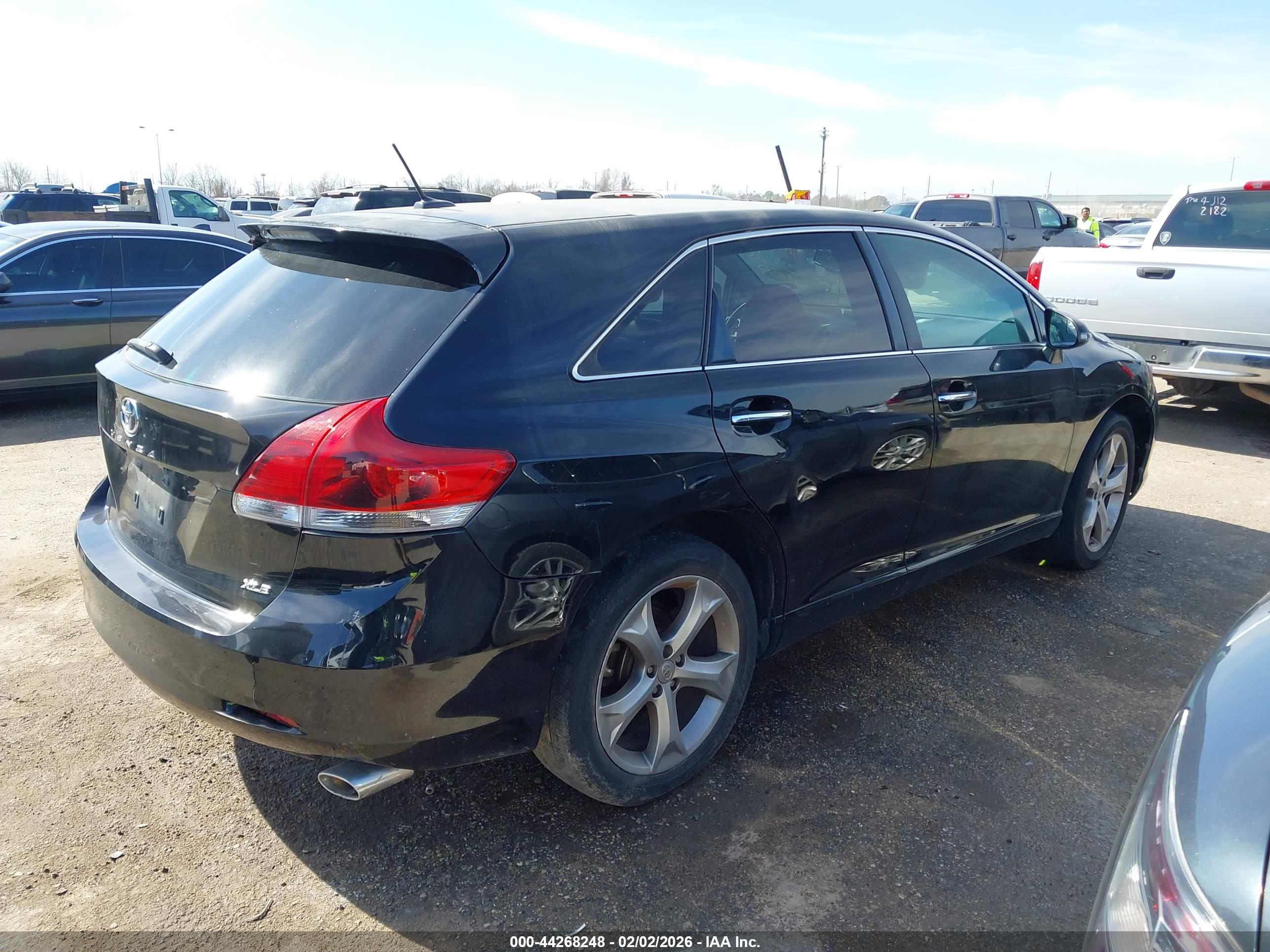 TOYOTA VENZA image 4
