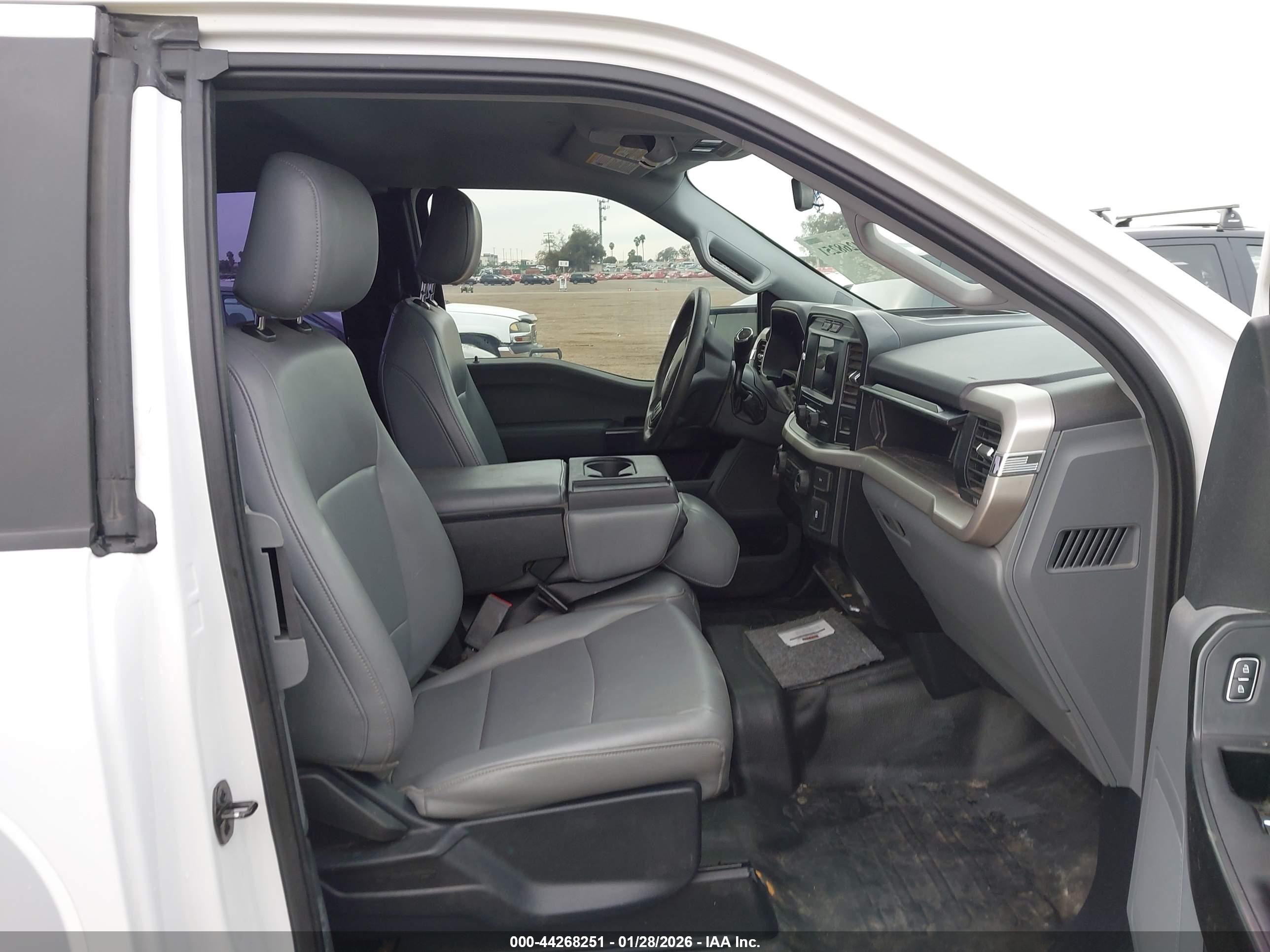 FORD F-150 image 5