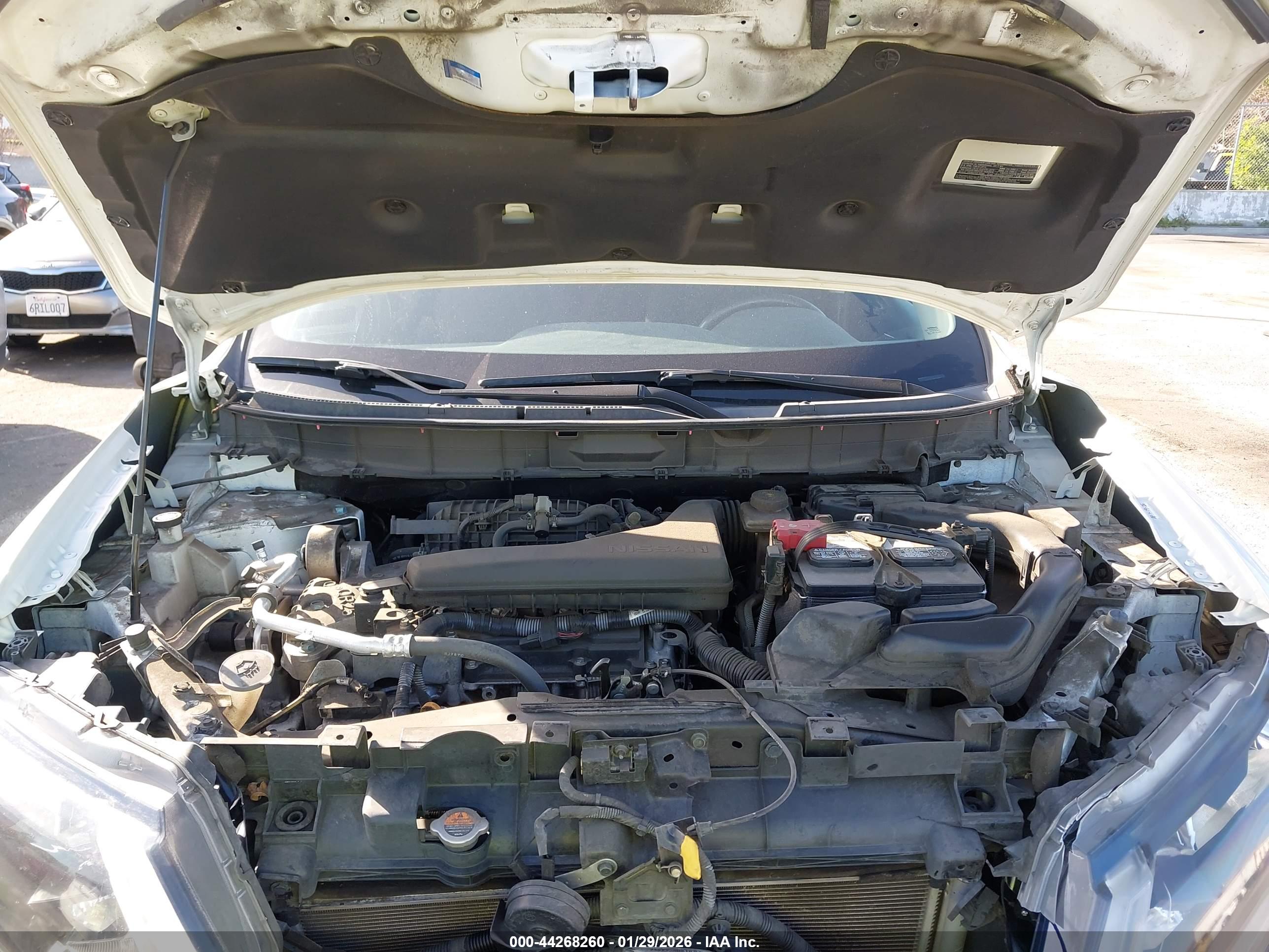 NISSAN ROGUE image 10