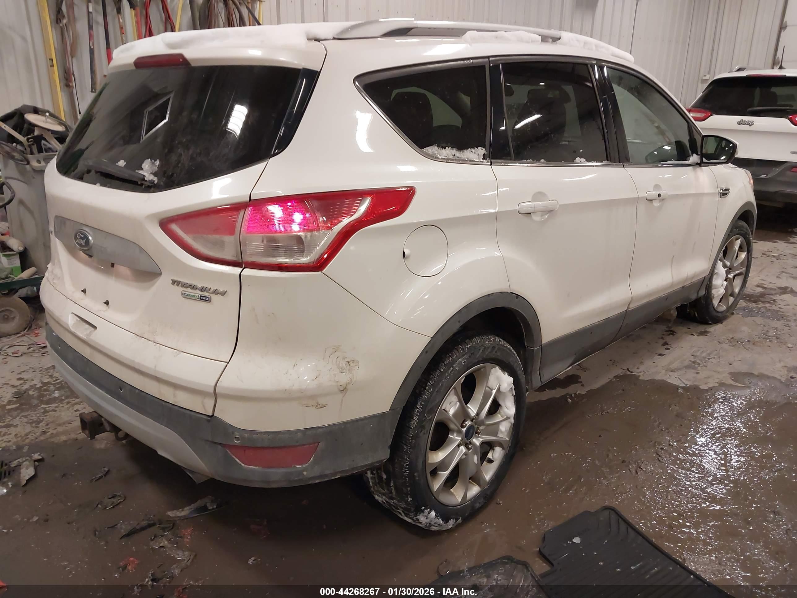 FORD ESCAPE image 4