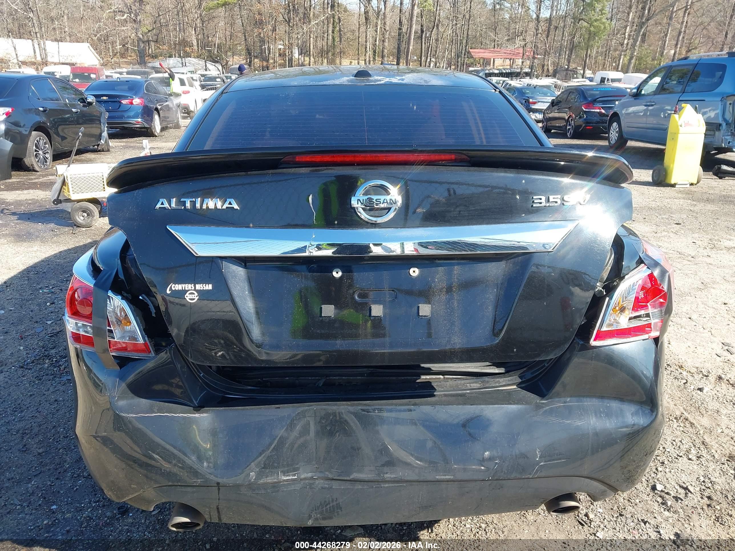 NISSAN ALTIMA image 6