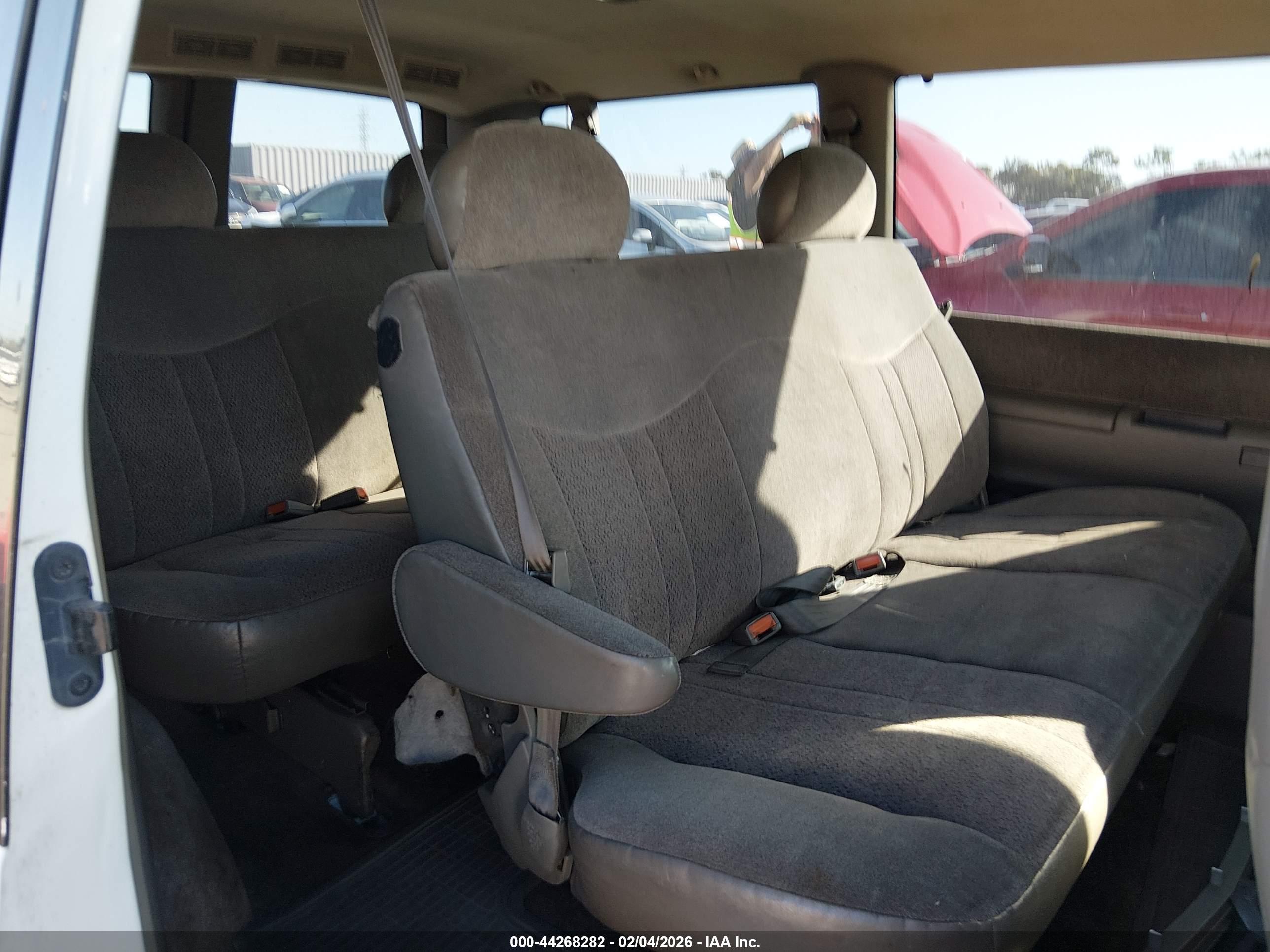 CHEVROLET ASTRO image 8