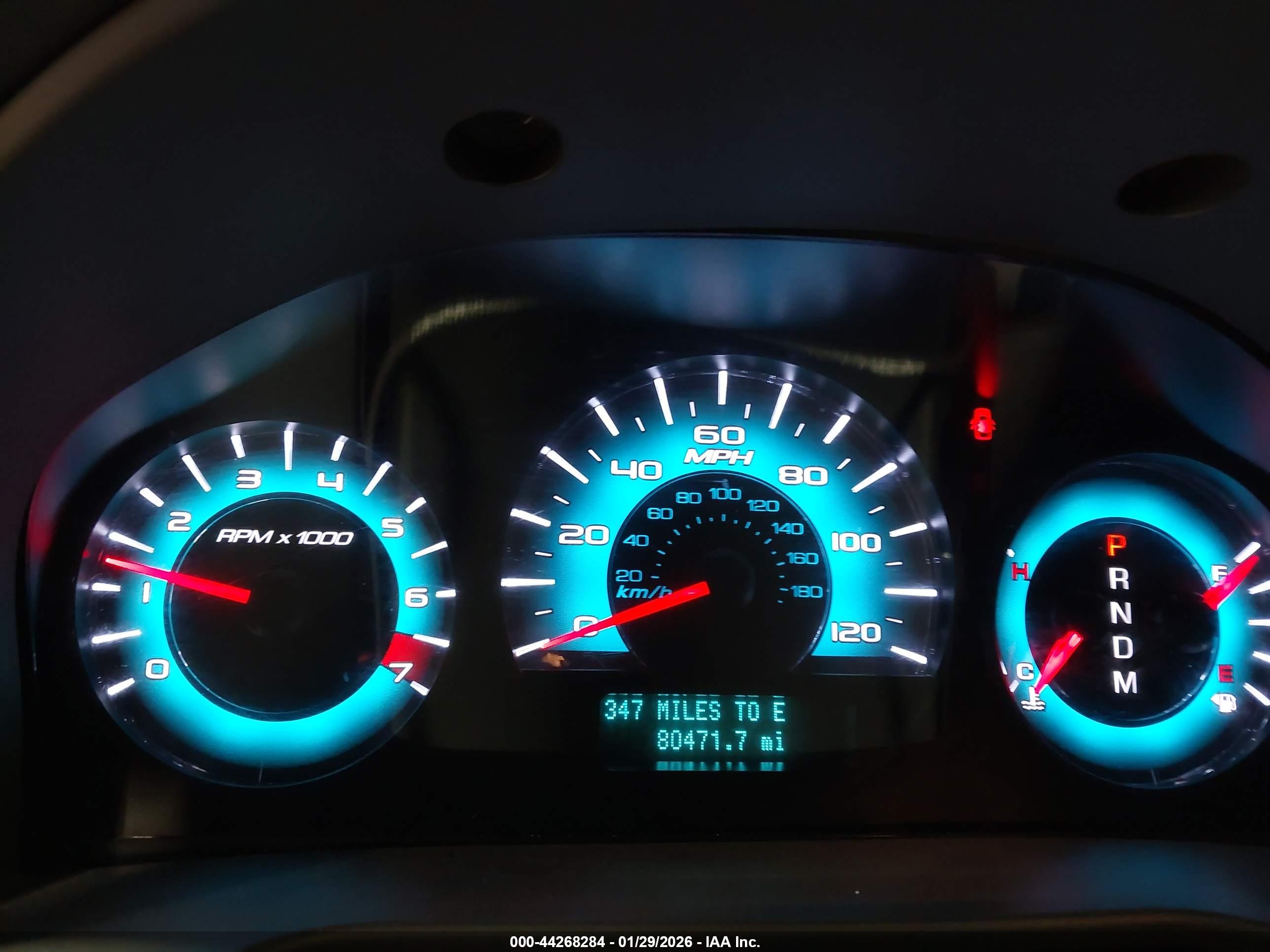 FORD FUSION image 7