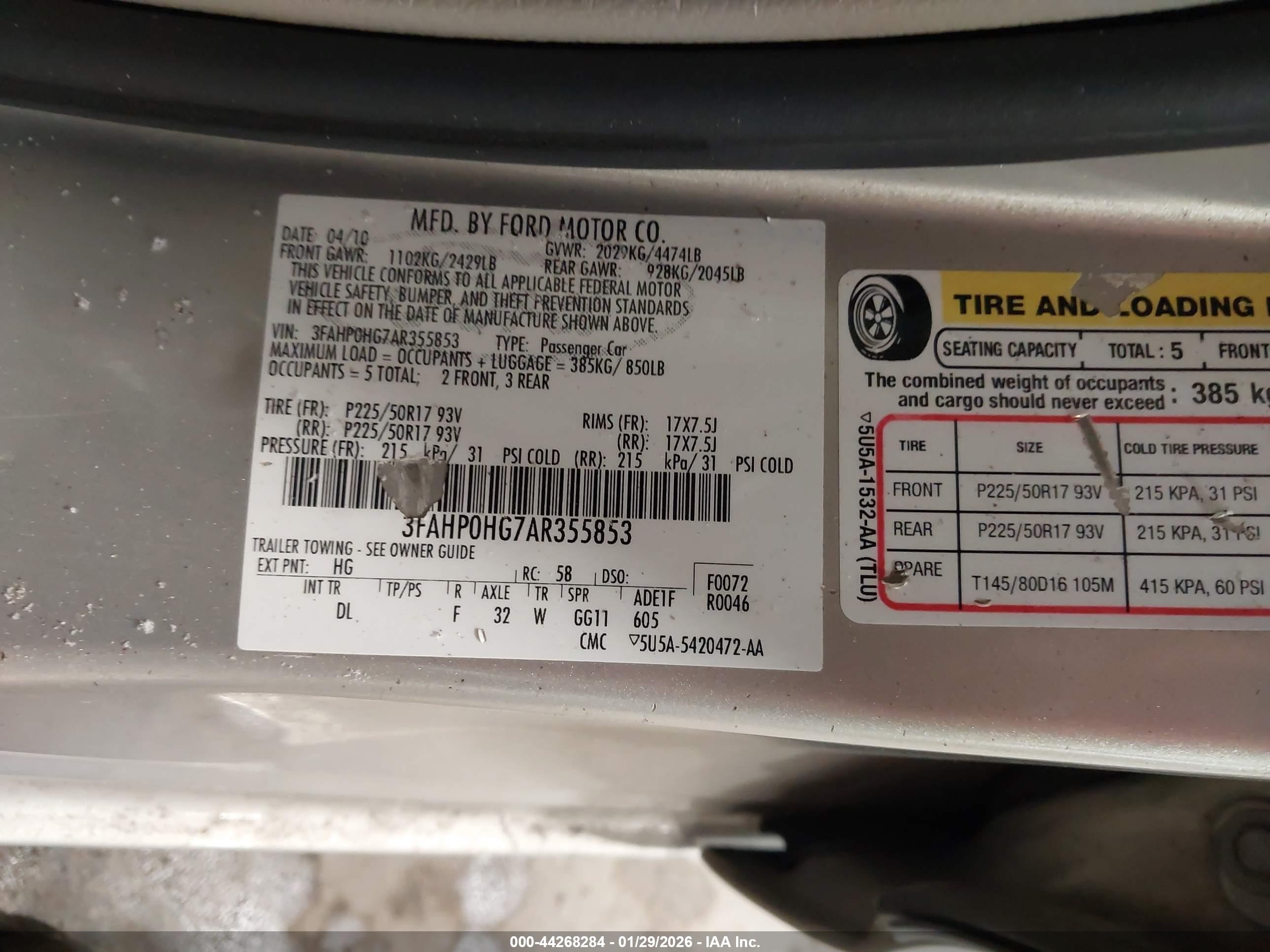 FORD FUSION image 9