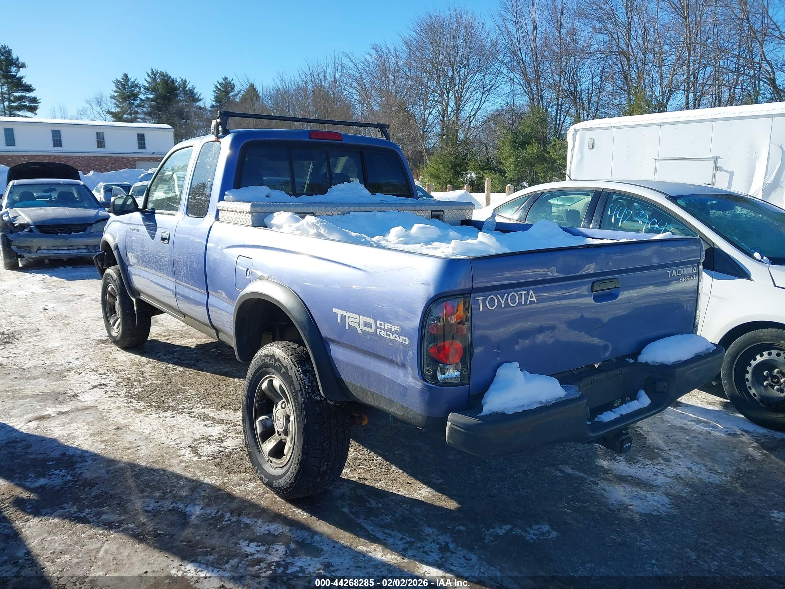 TOYOTA TACOMA image 3
