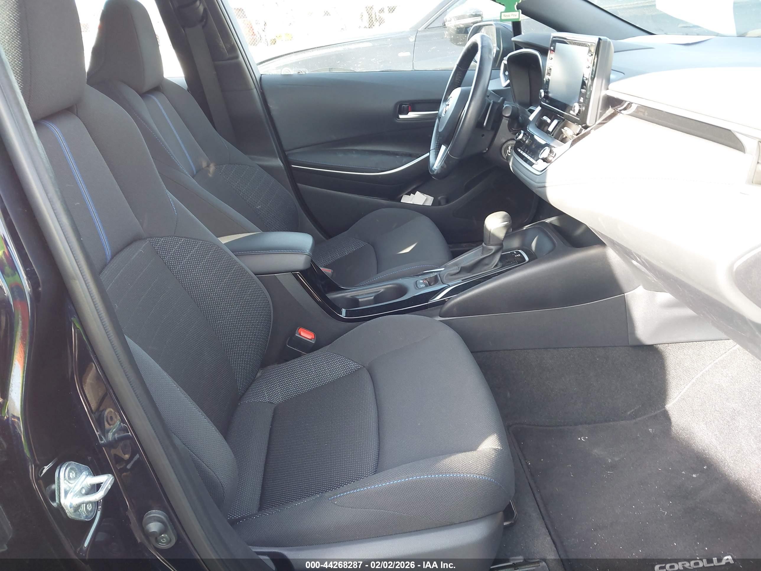 TOYOTA COROLLA image 5
