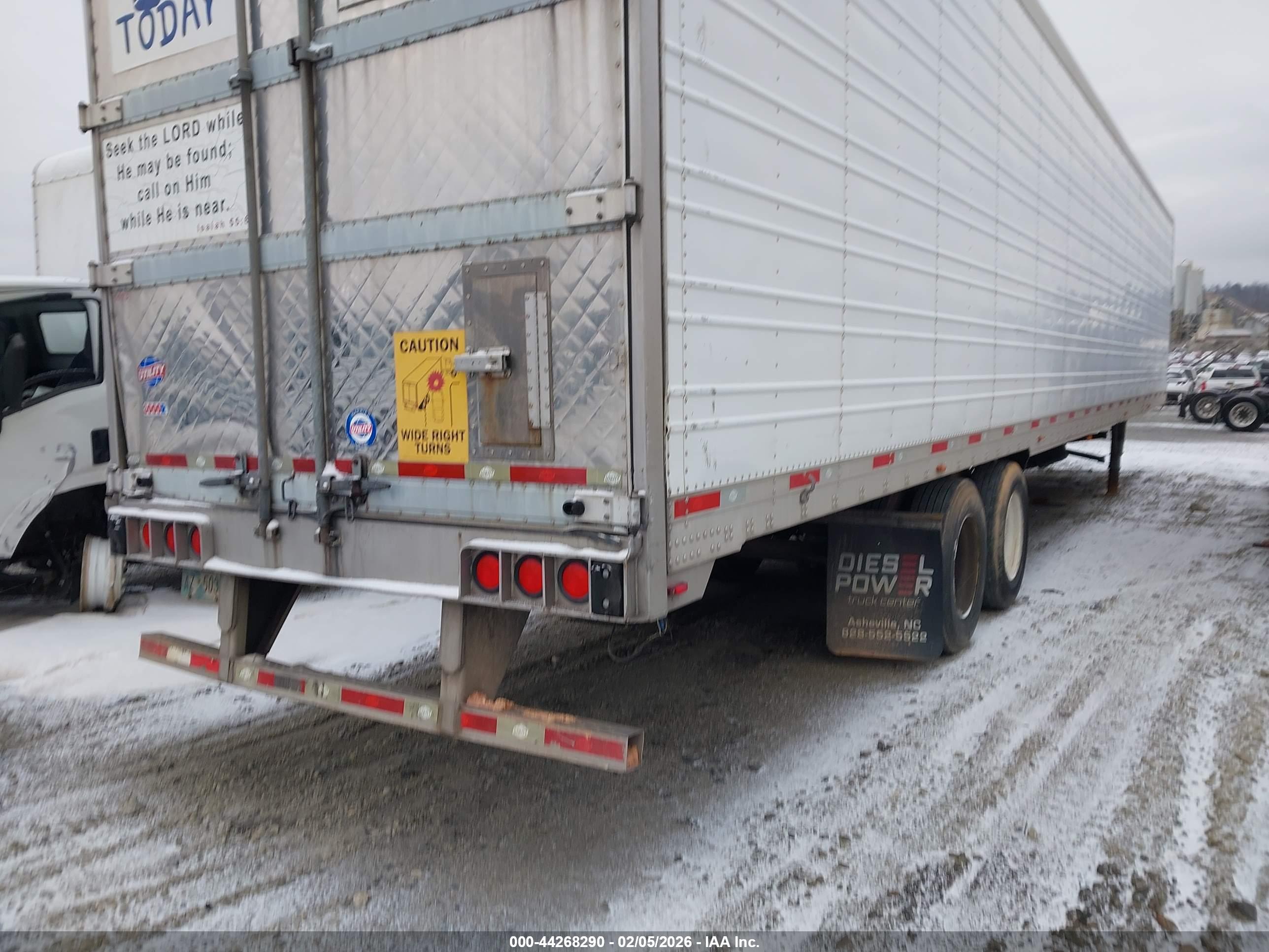 UTILITY TRAILER image 4