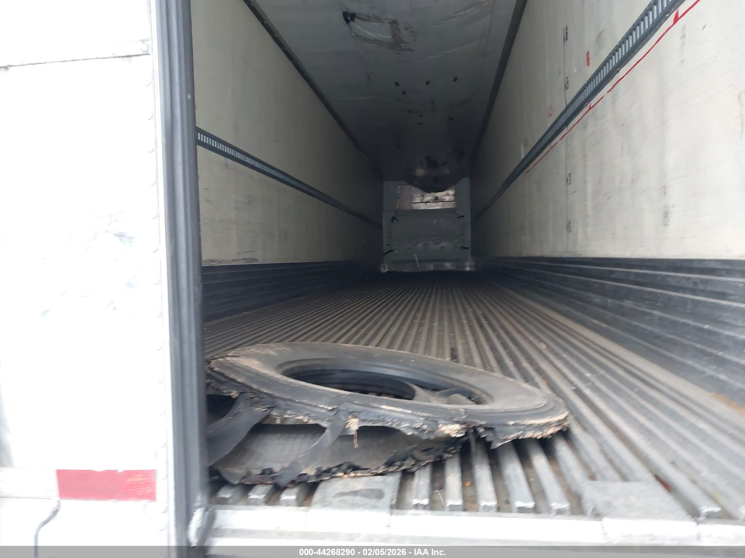 UTILITY TRAILER image 5