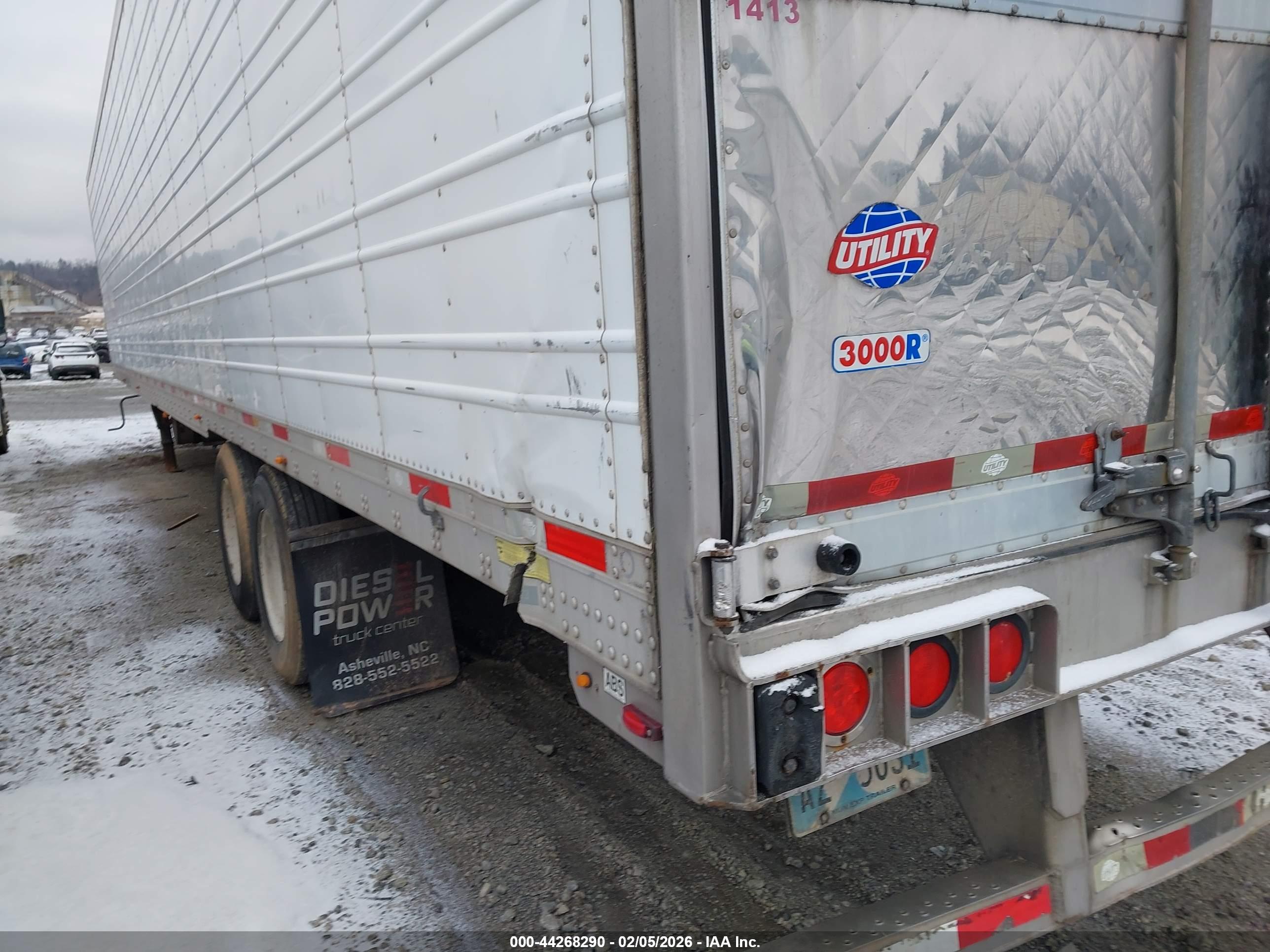 UTILITY TRAILER image 6