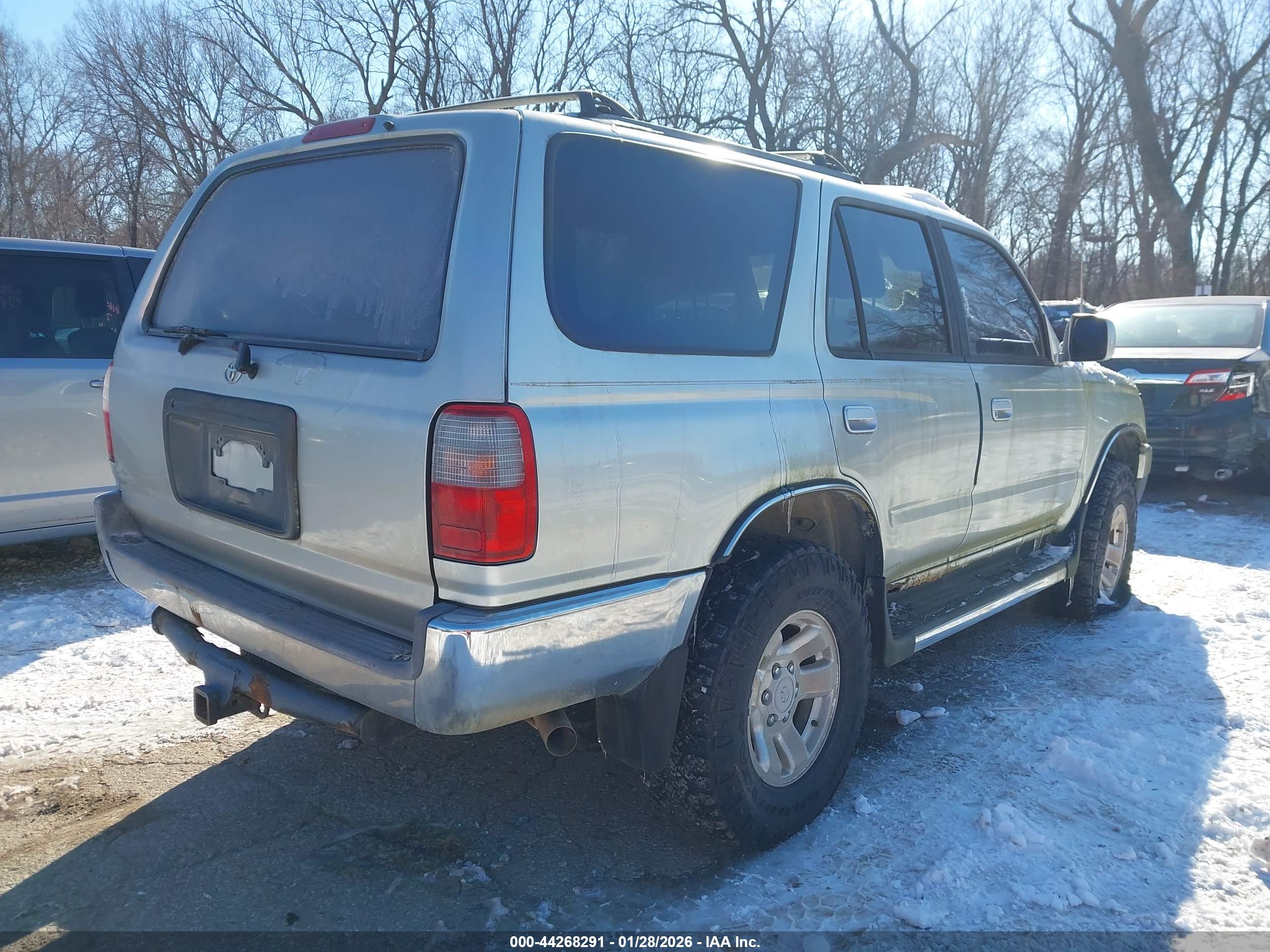 TOYOTA 4RUNNER image 4