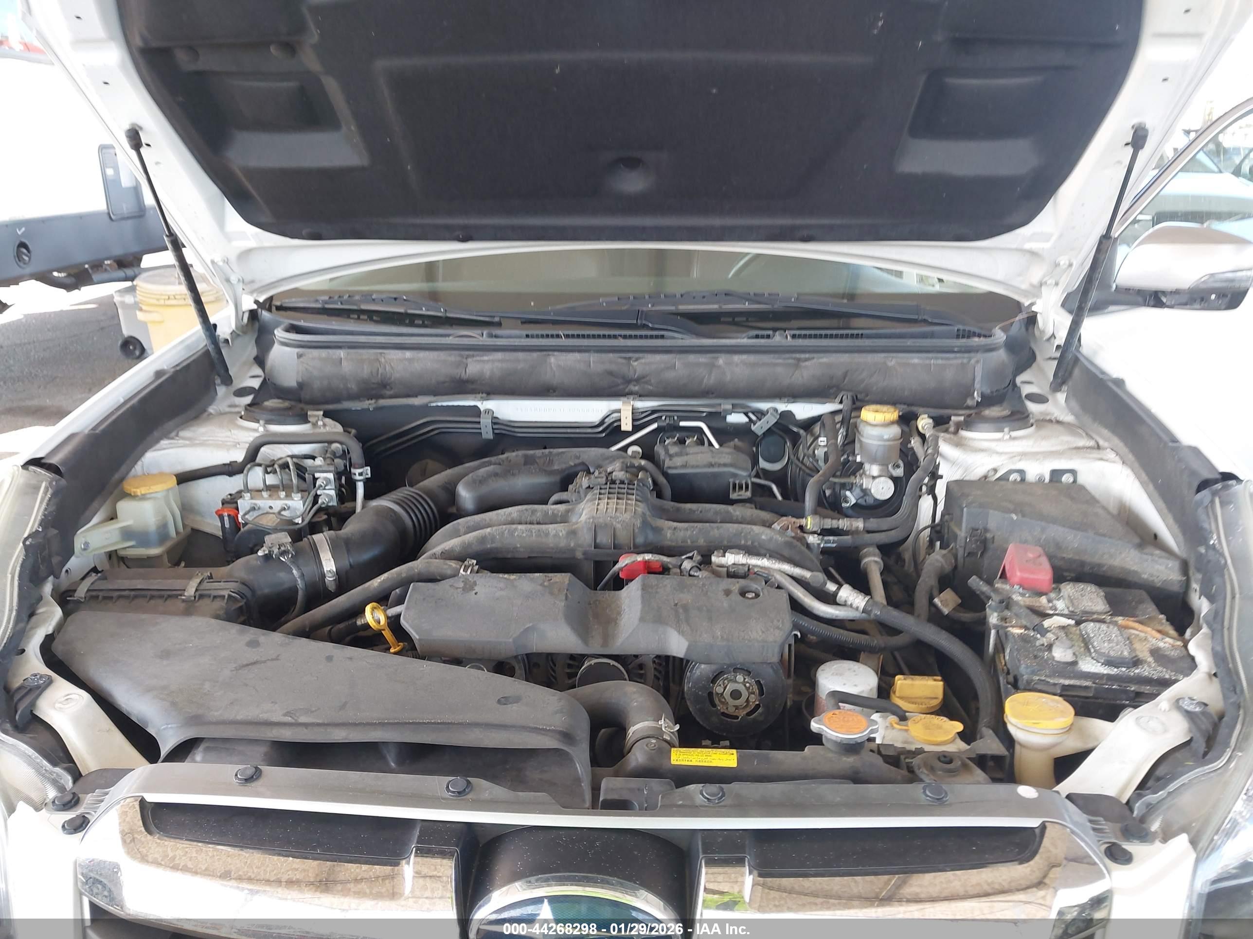SUBARU OUTBACK image 10