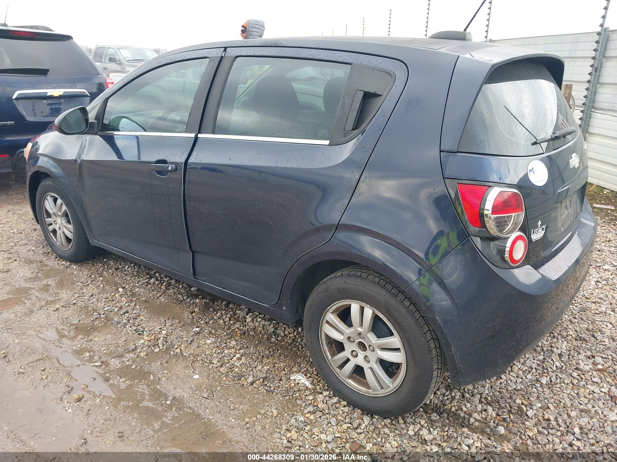 CHEVROLET SONIC image 3