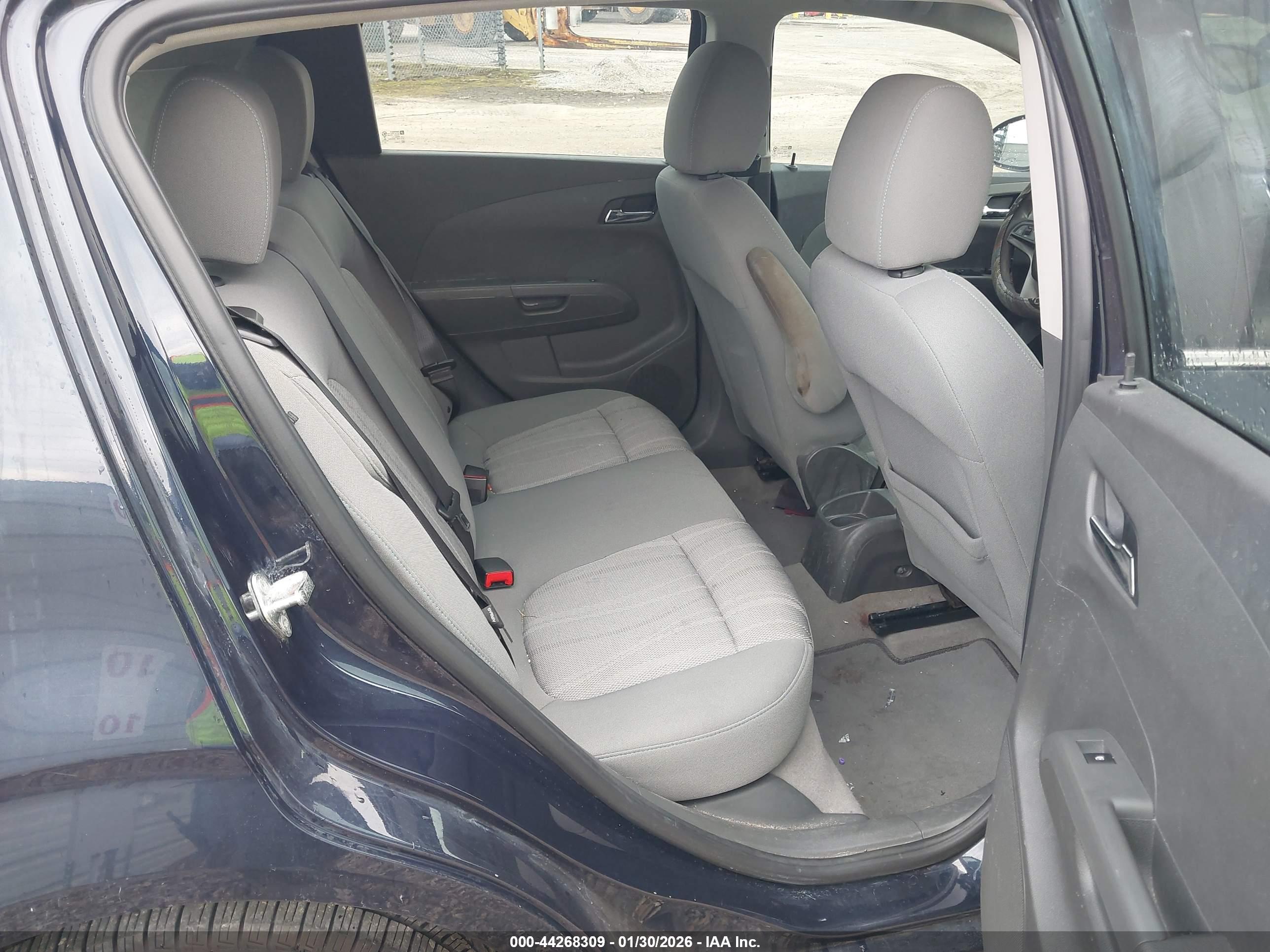 CHEVROLET SONIC image 8