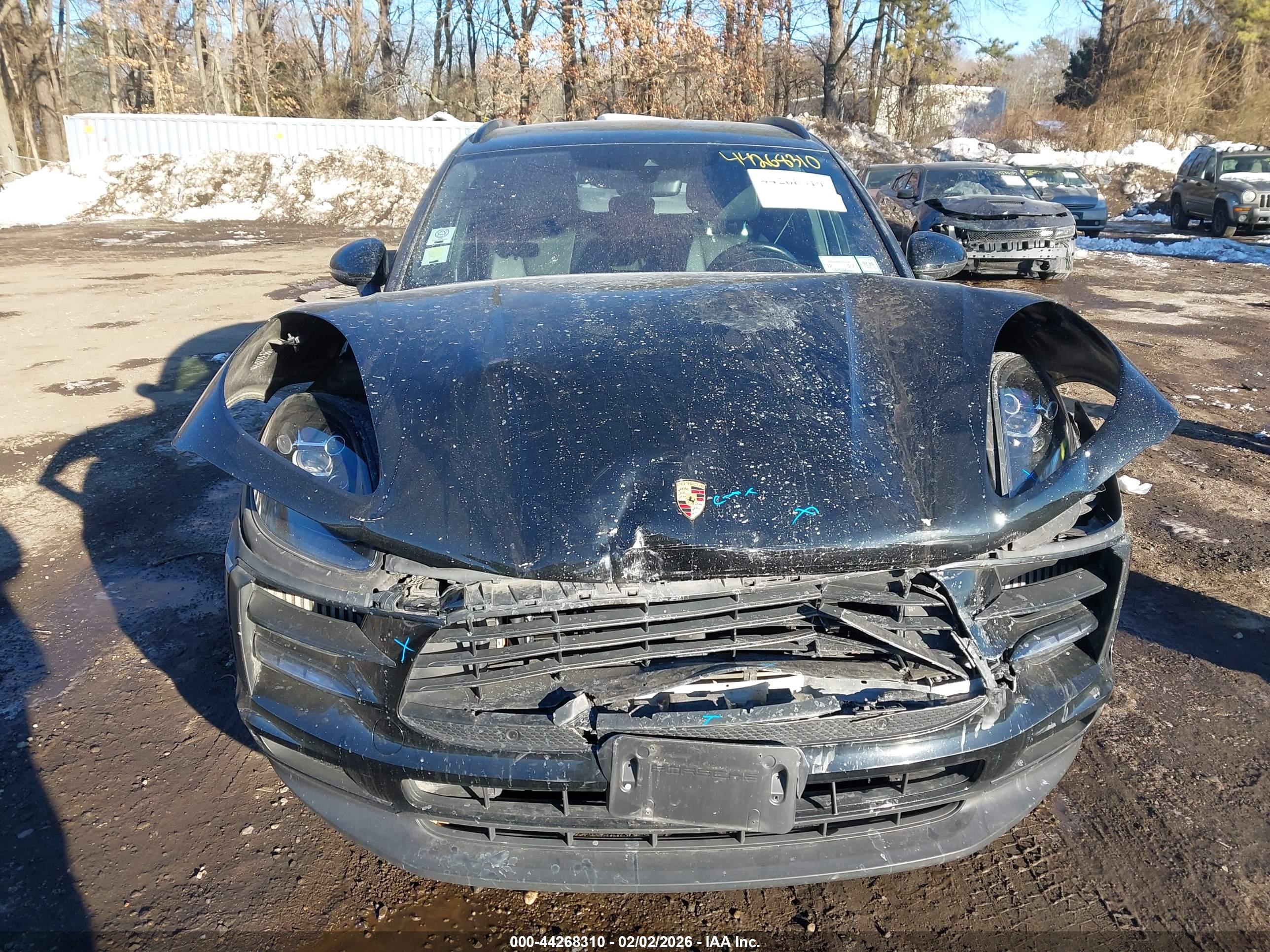 PORSCHE MACAN image 6