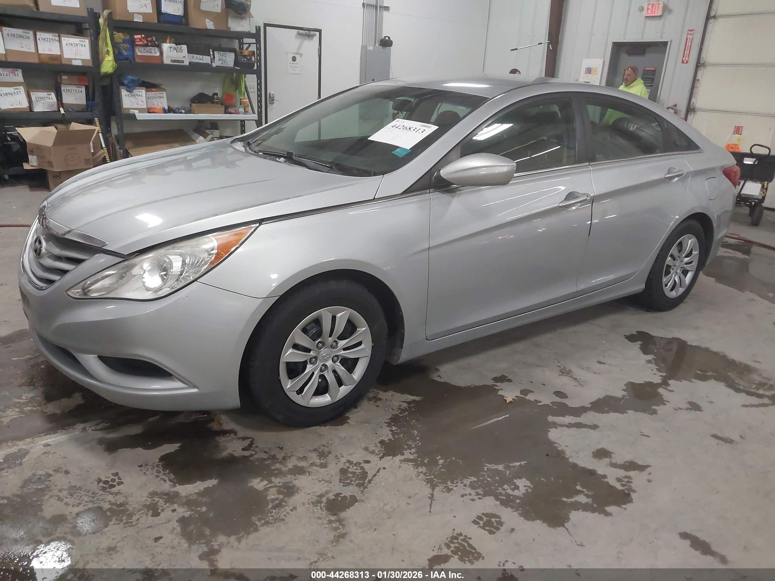 HYUNDAI SONATA image 2
