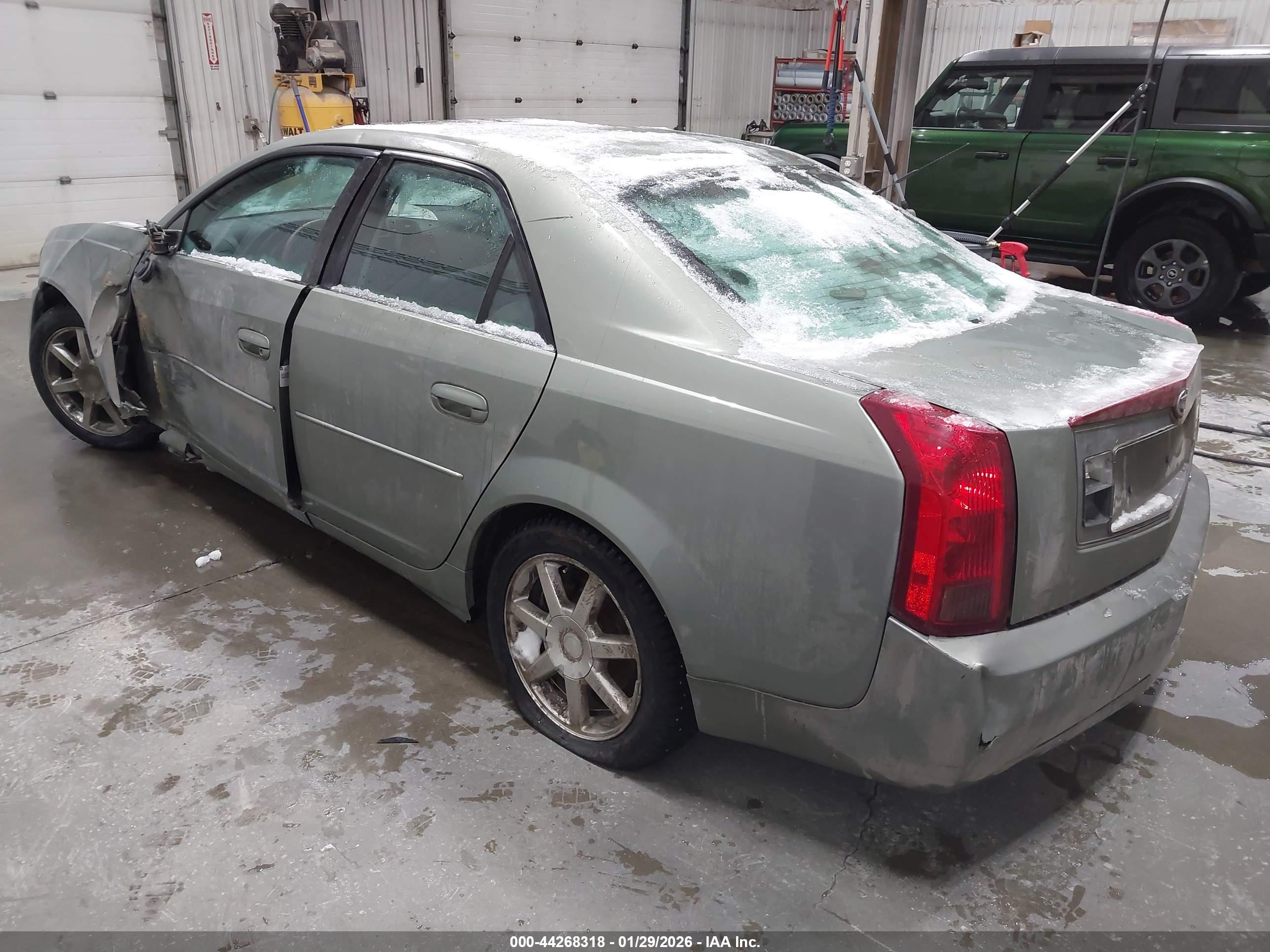 CADILLAC CTS image 3