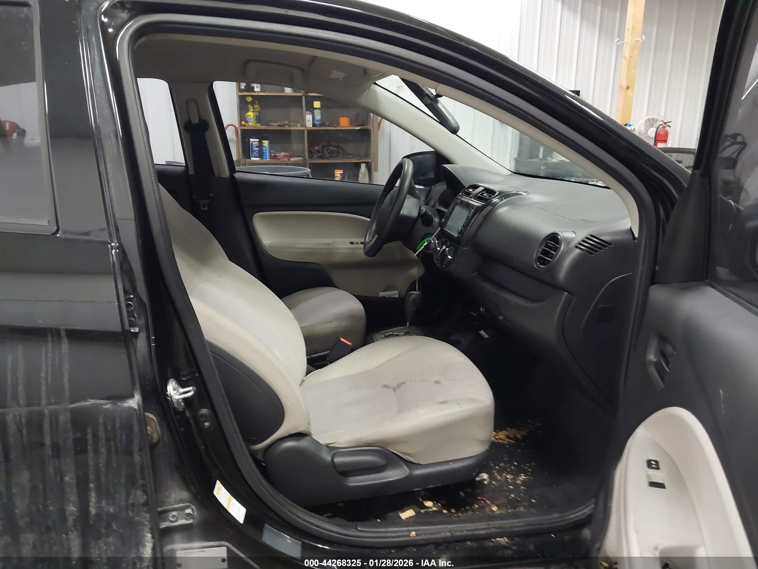 MITSUBISHI MIRAGE image 5