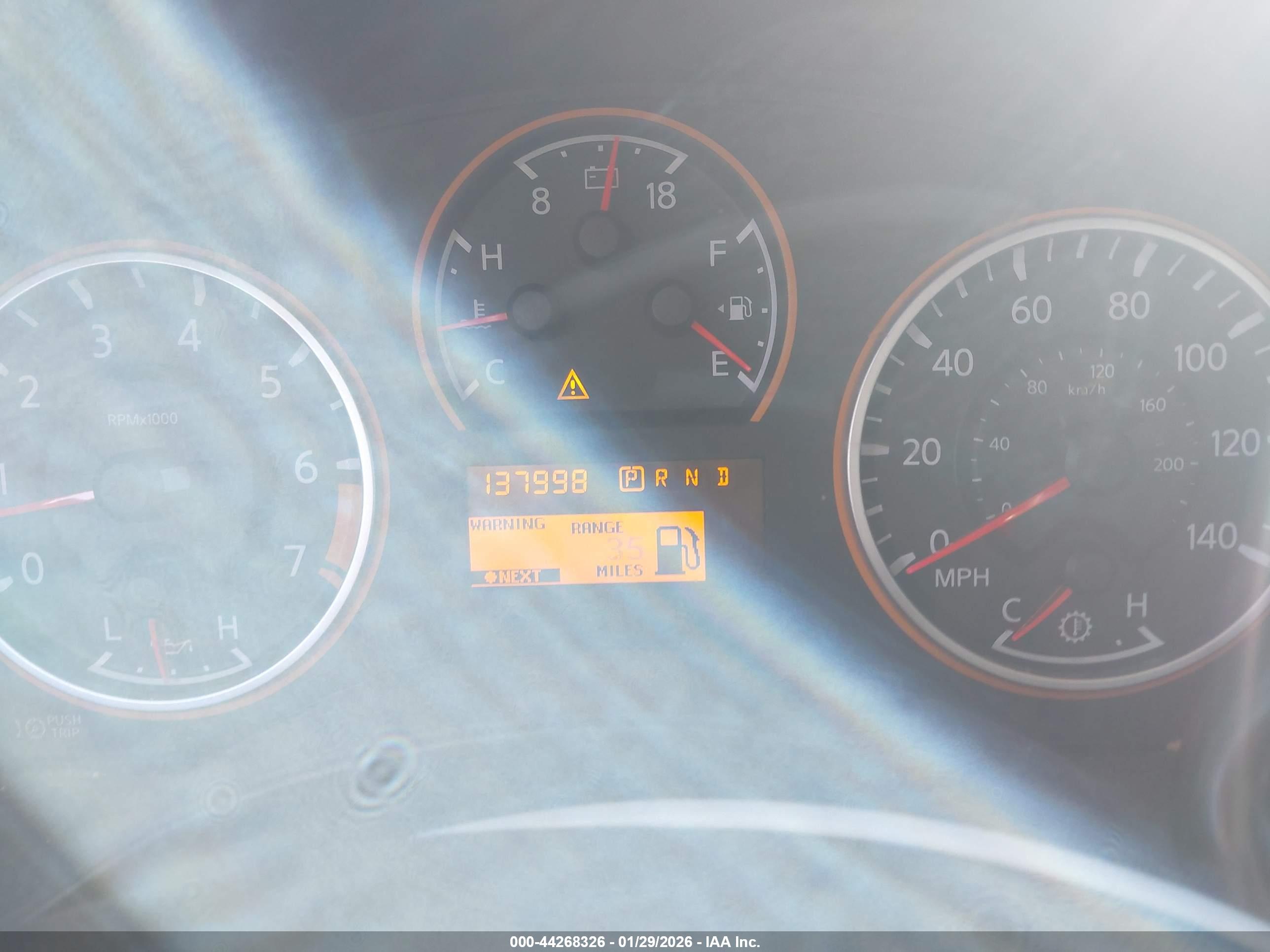 NISSAN TITAN image 7