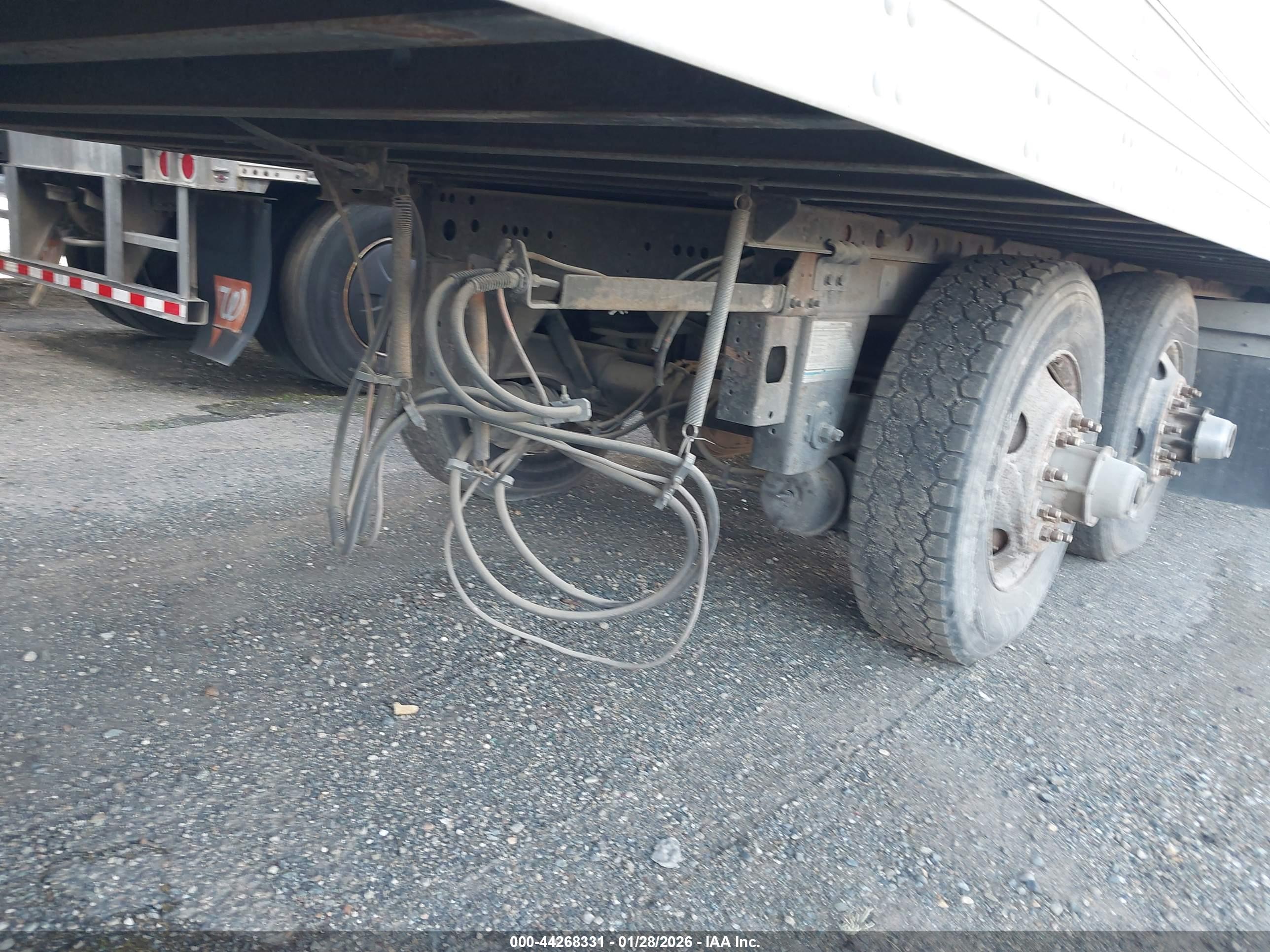 UTILITY TRAILER image 10