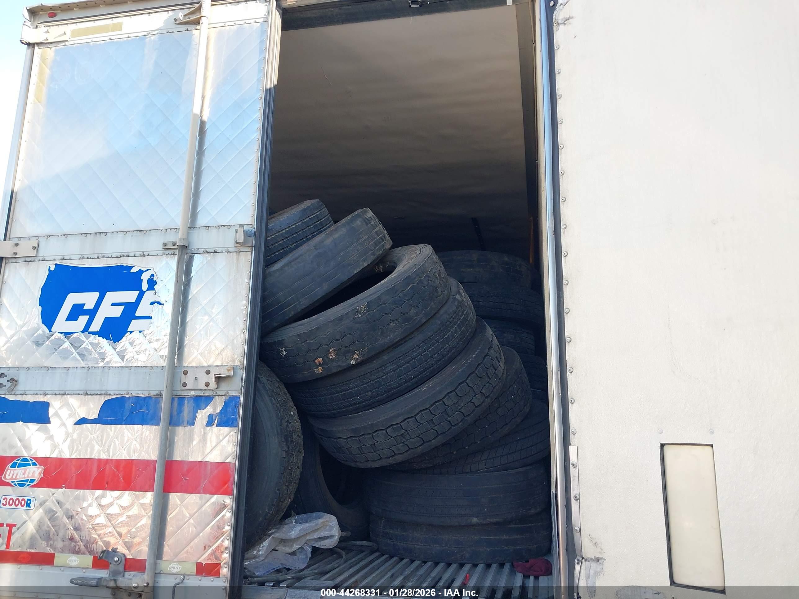 UTILITY TRAILER image 5