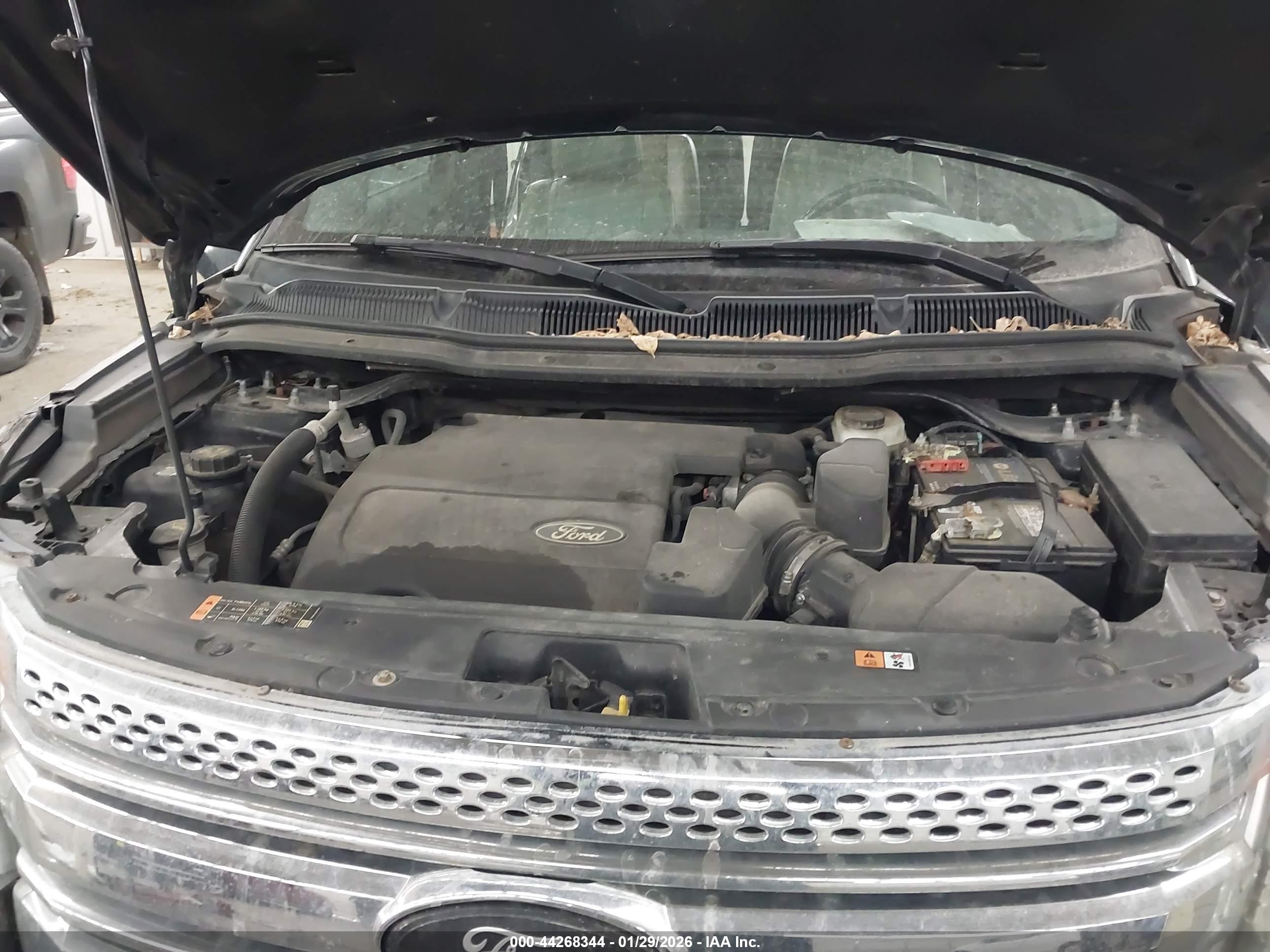 FORD EXPLORER image 10