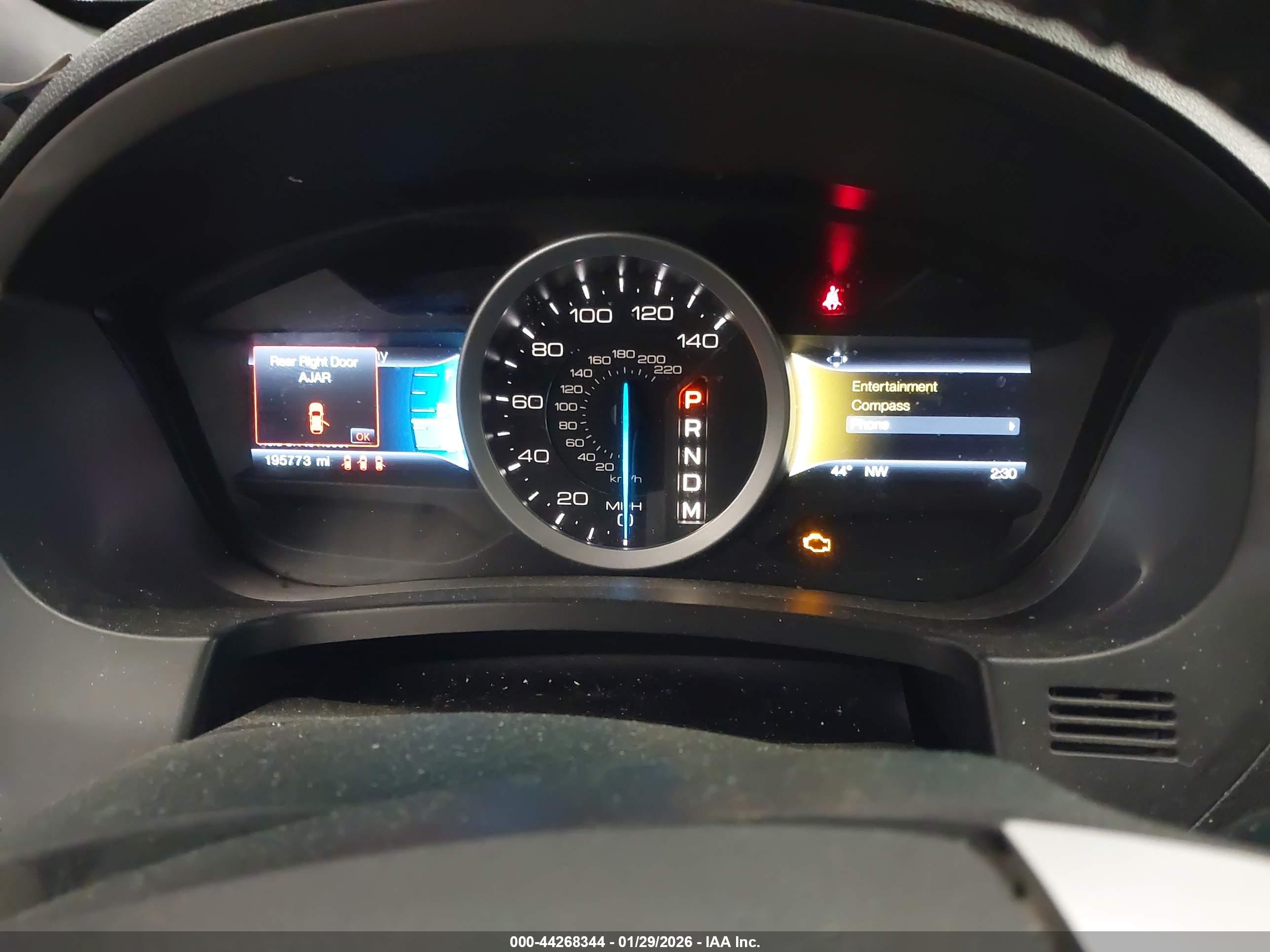 FORD EXPLORER image 7