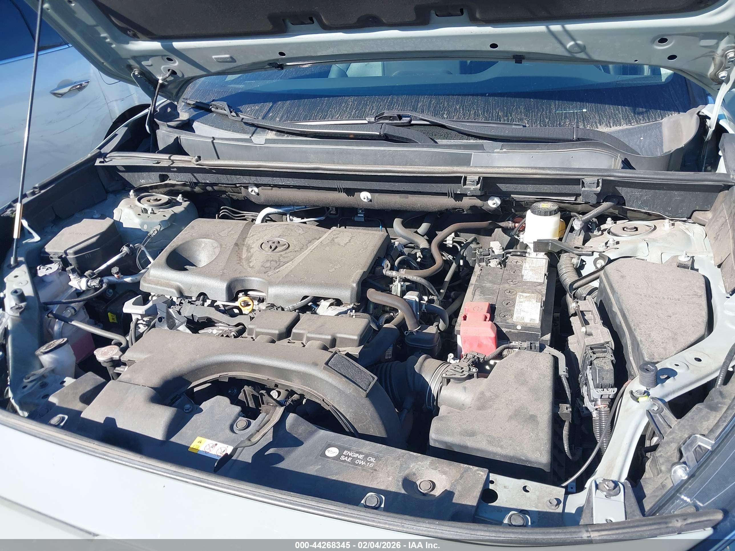 TOYOTA RAV4 image 10