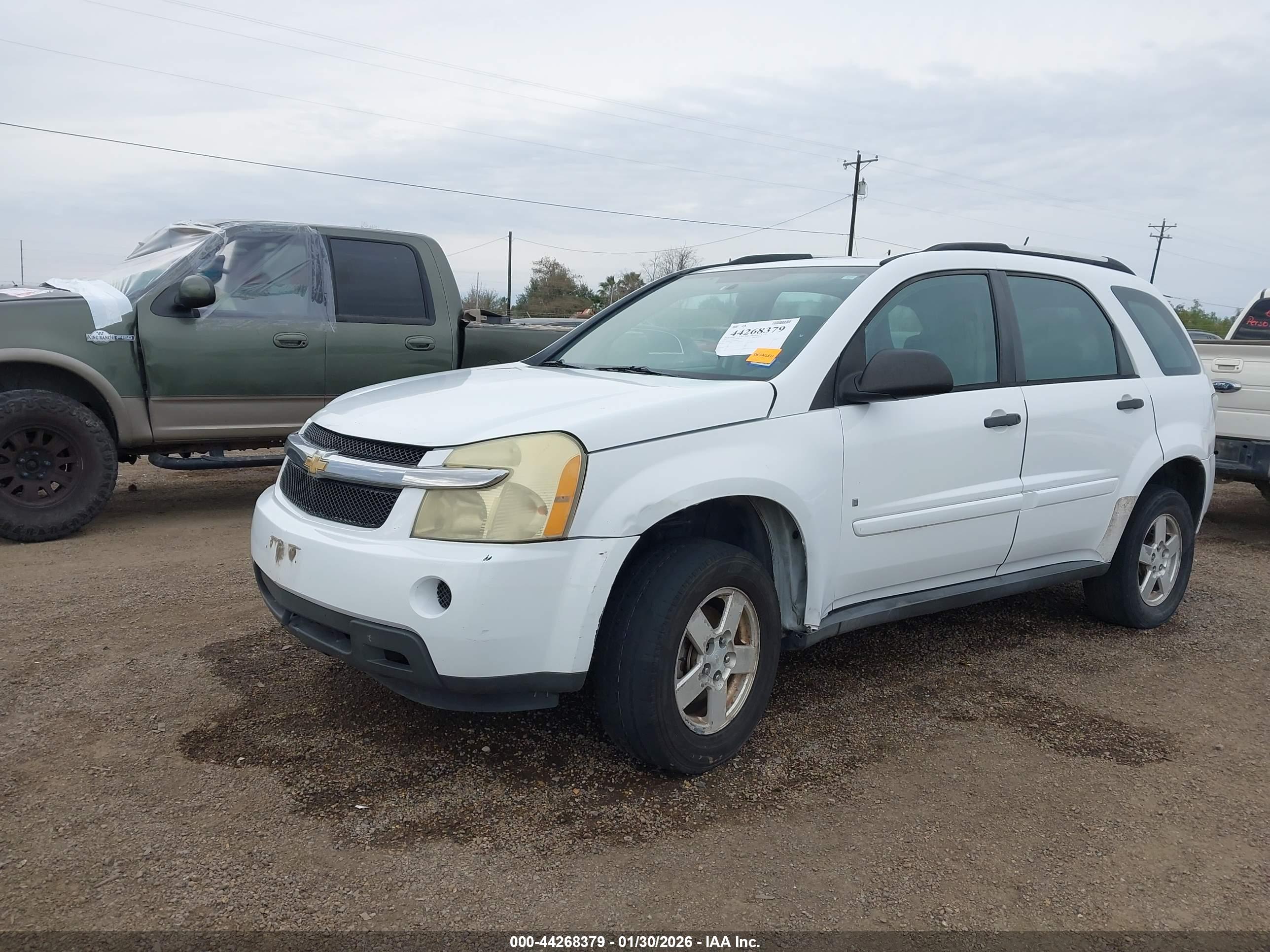 CHEVROLET EQUINOX image 2