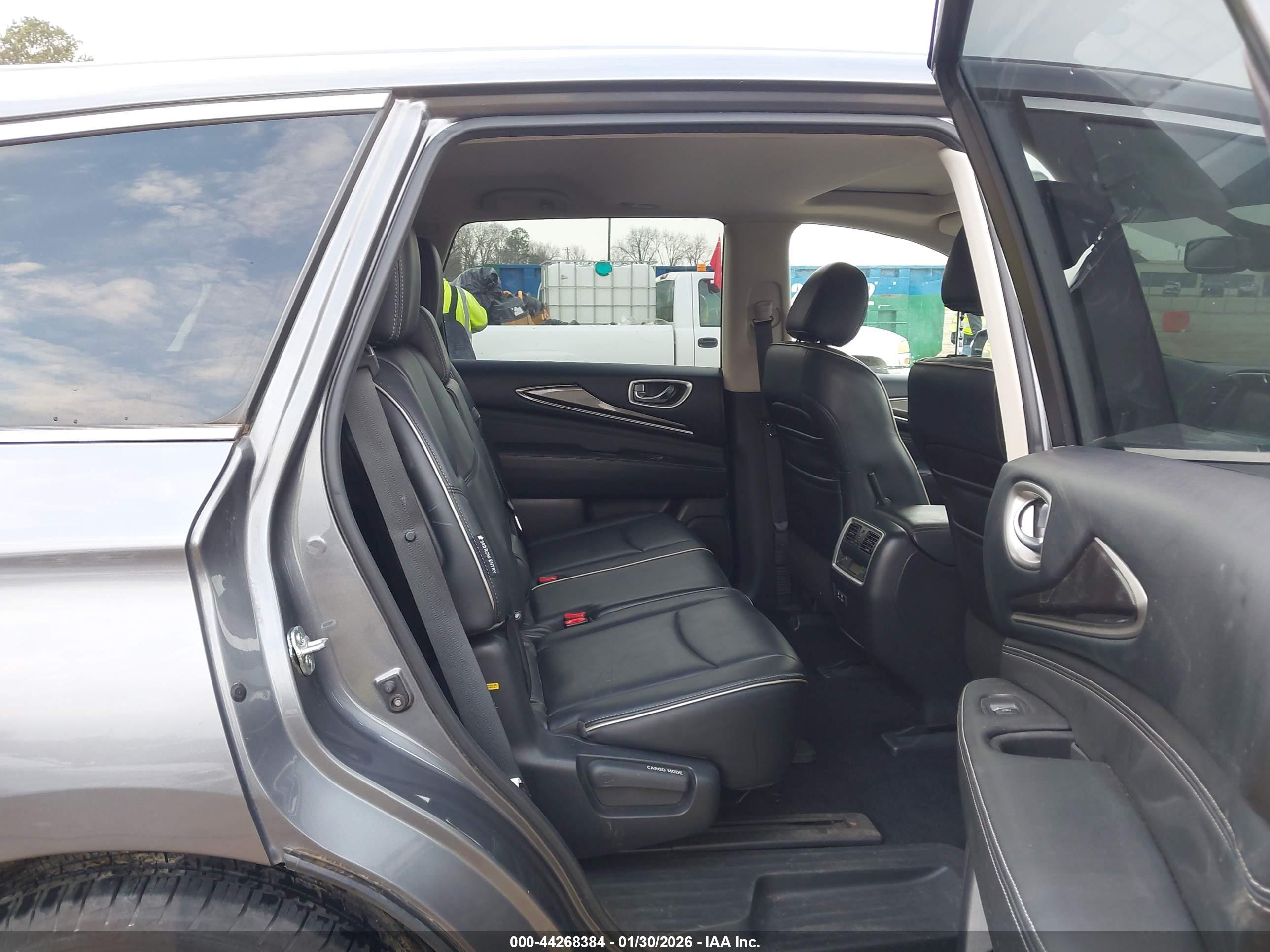 INFINITI QX60 image 8