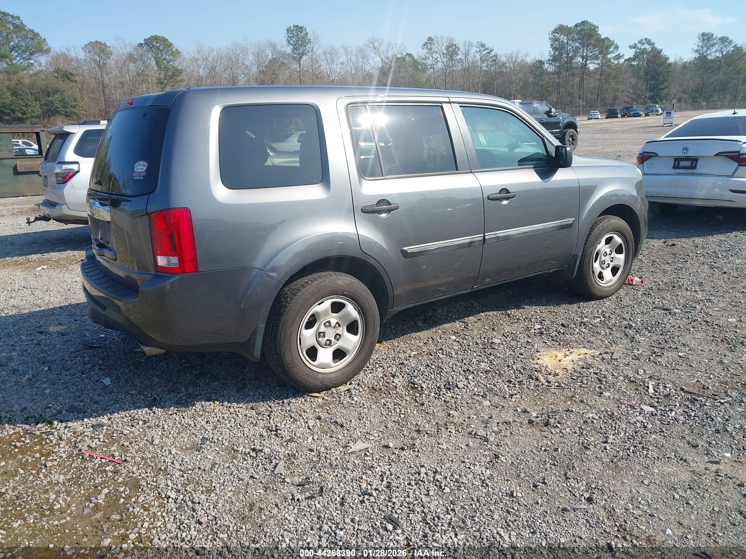HONDA PILOT image 4
