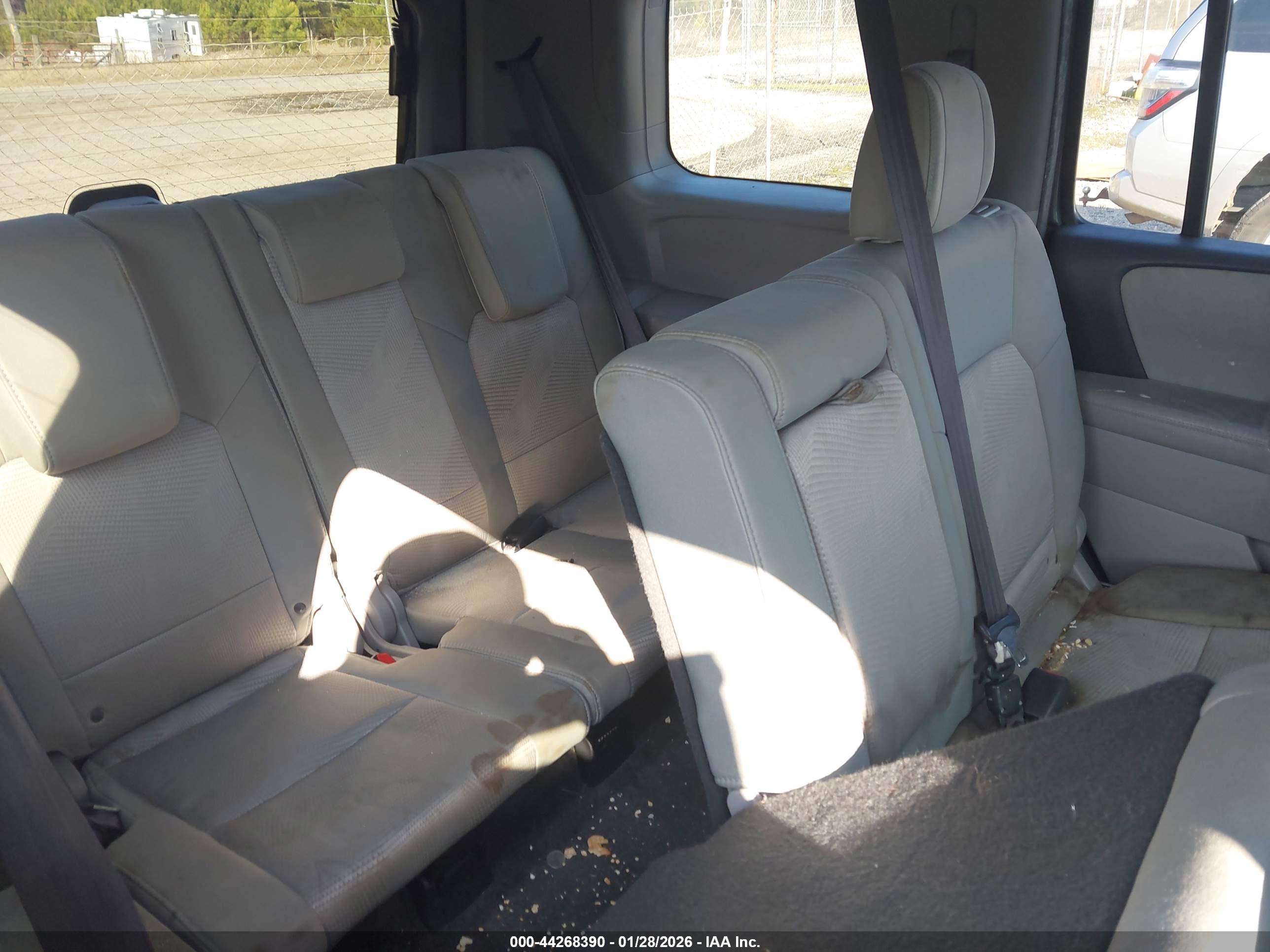 HONDA PILOT image 8