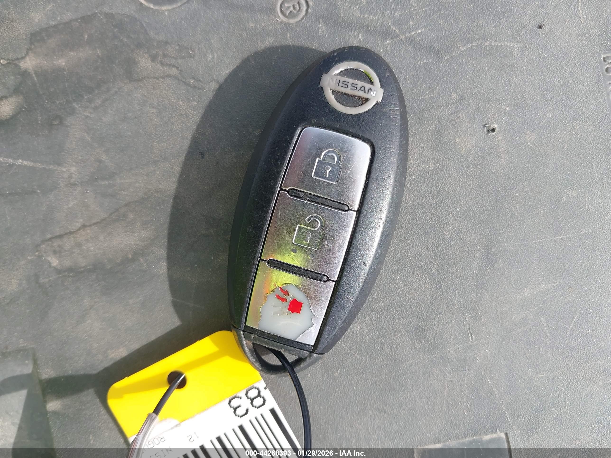NISSAN ROGUE image 11