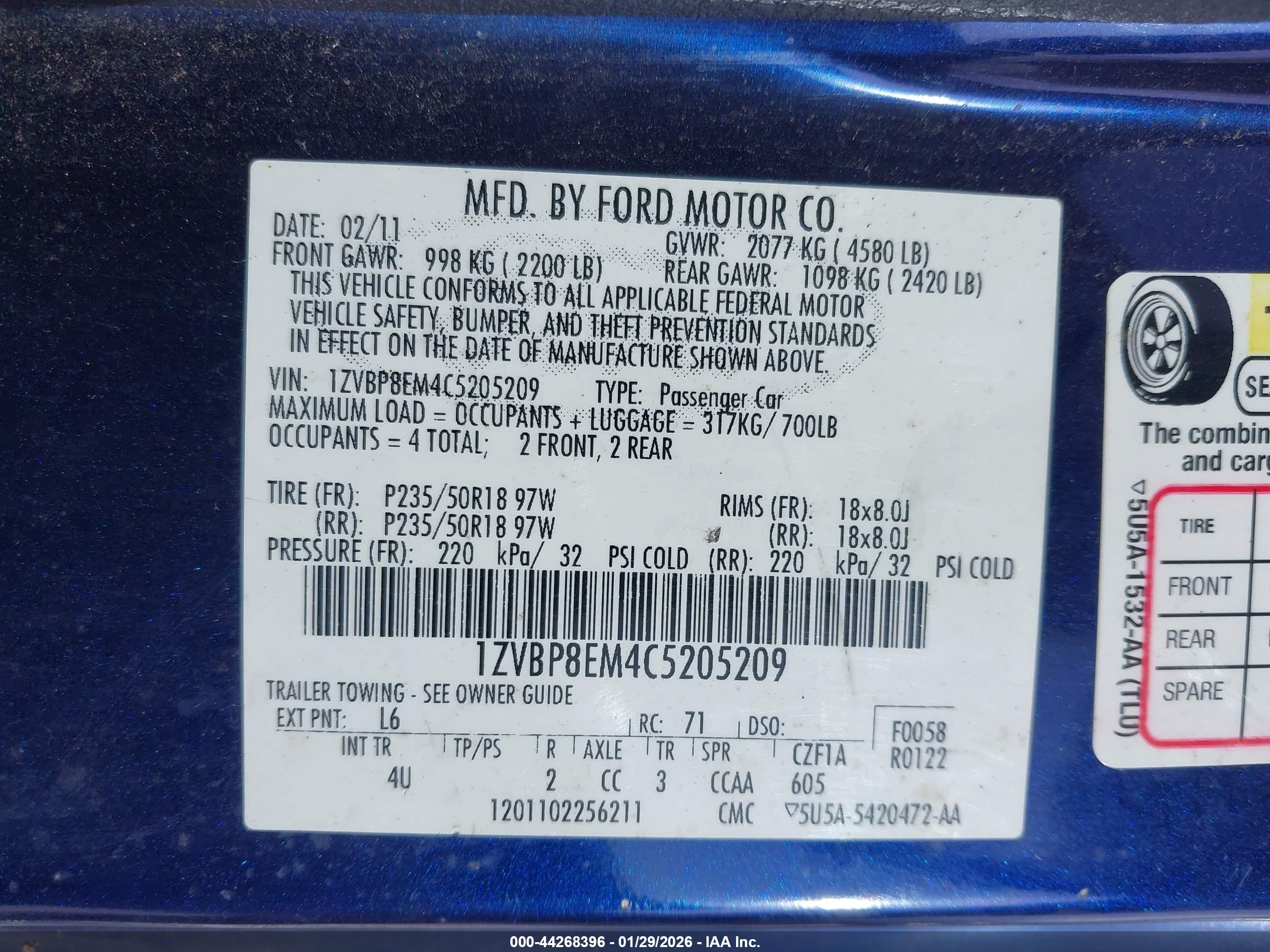 FORD MUSTANG image 9