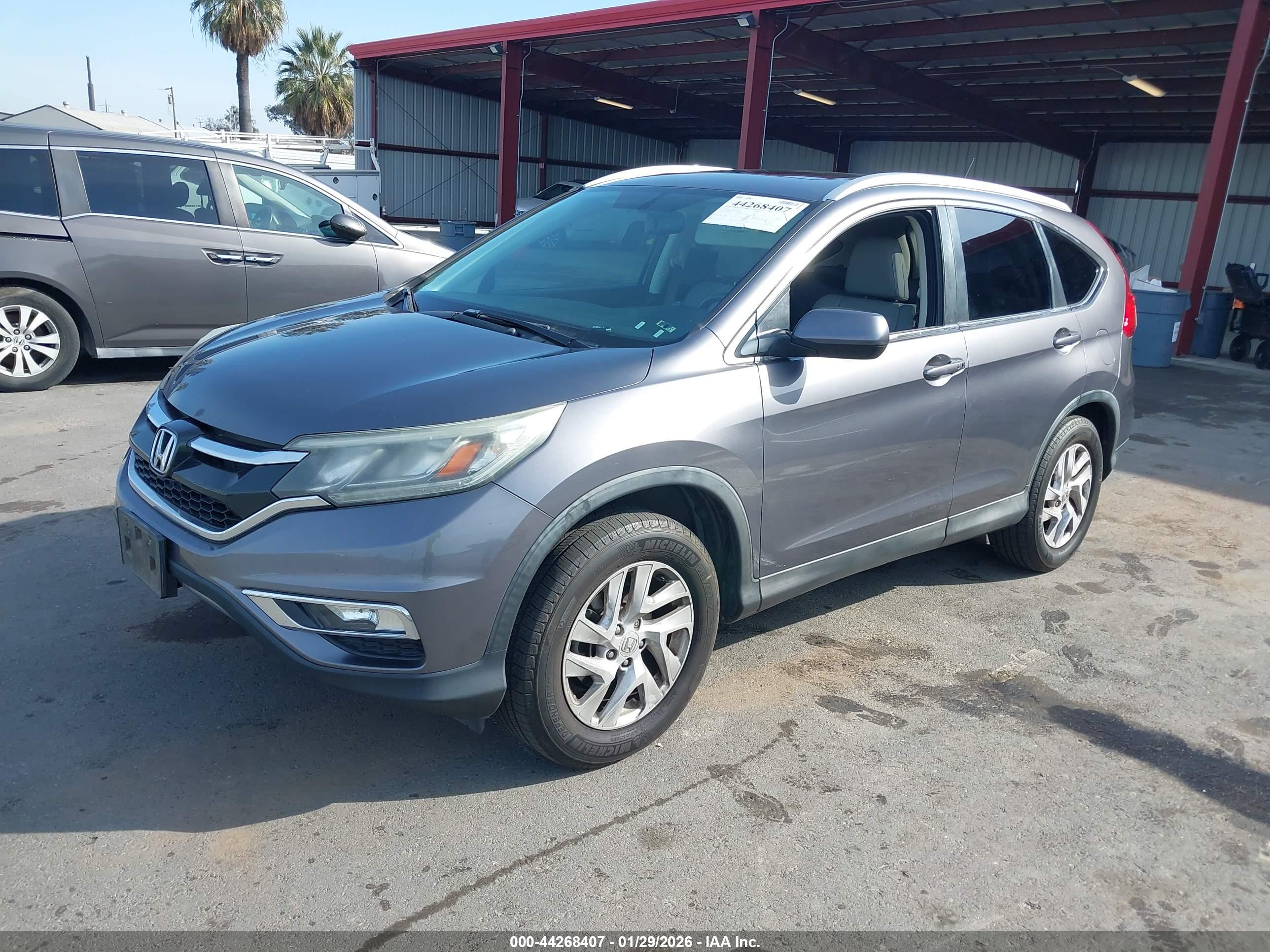 HONDA CR-V image 2
