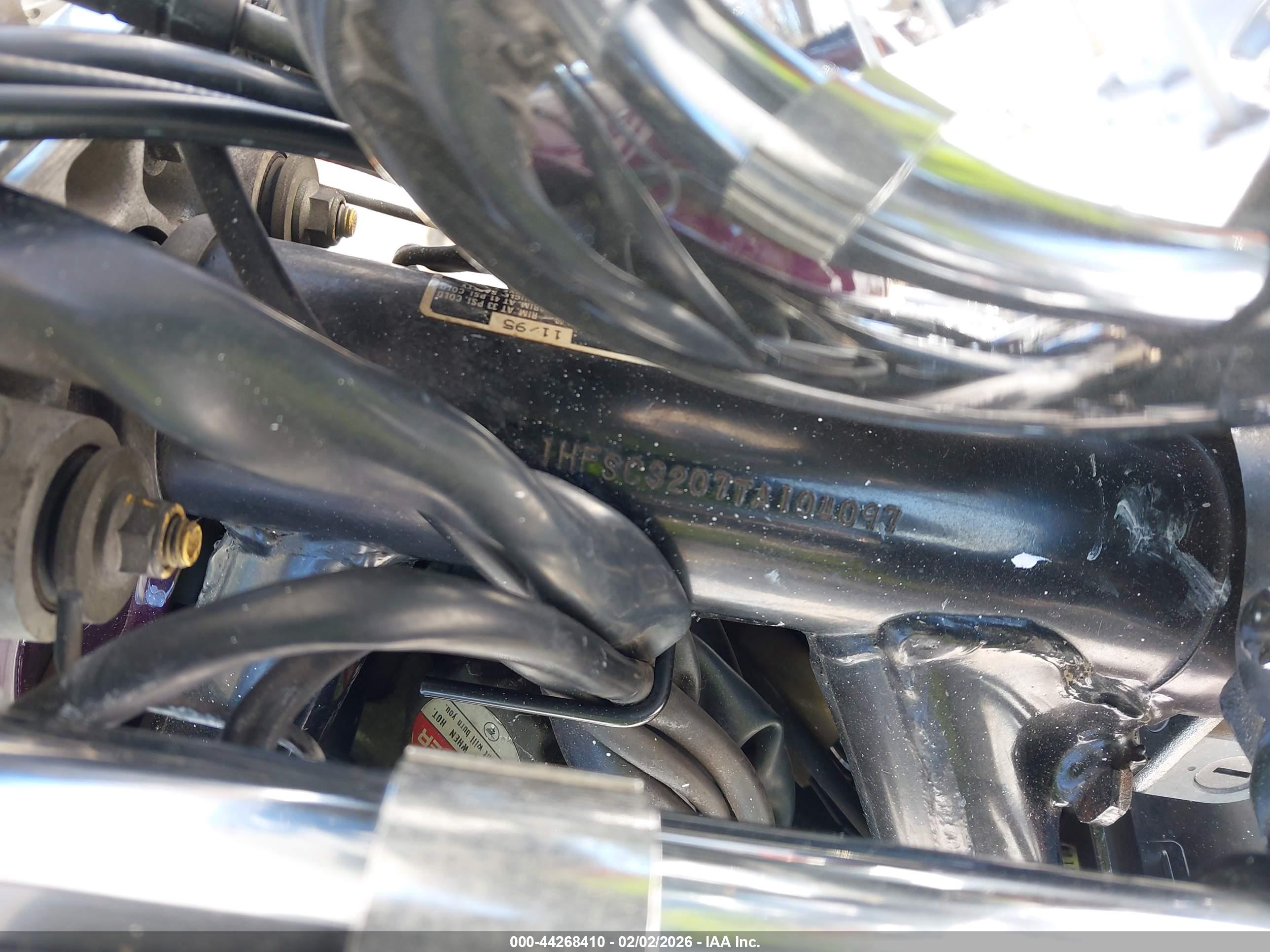 HONDA VT1100 image 10