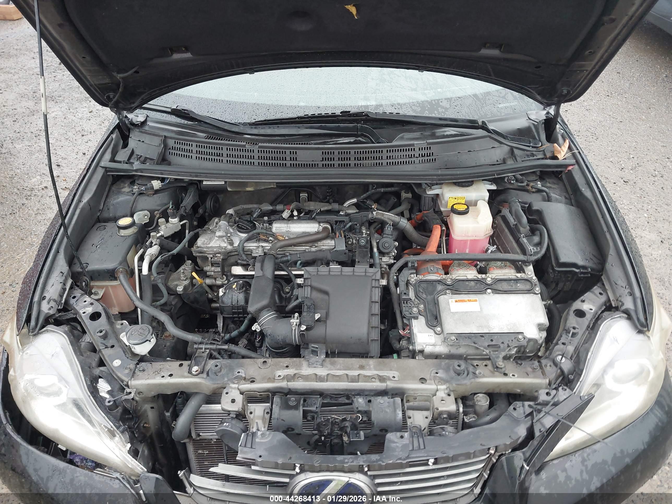 LEXUS CT image 10
