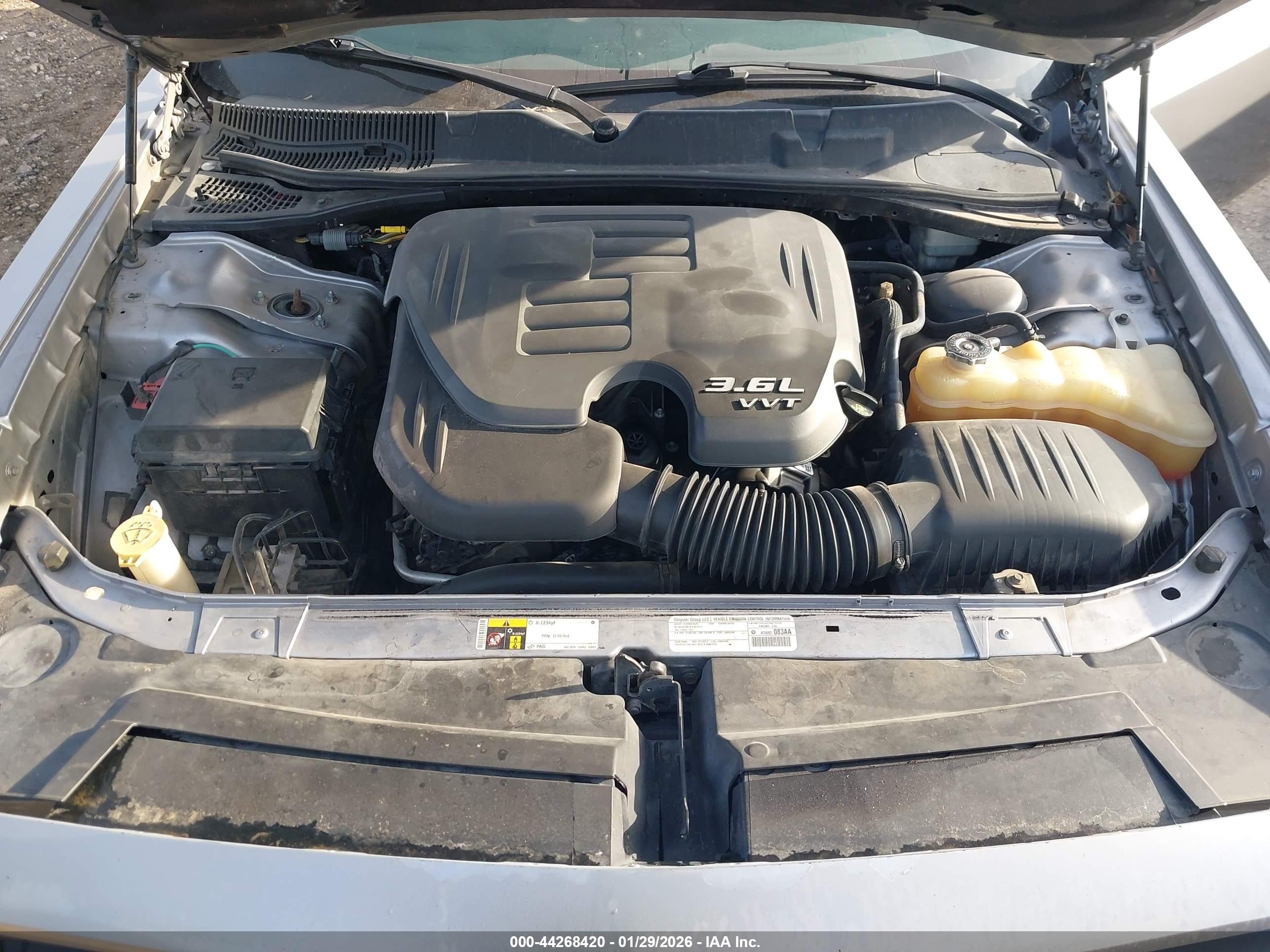 DODGE CHALLENGER image 10