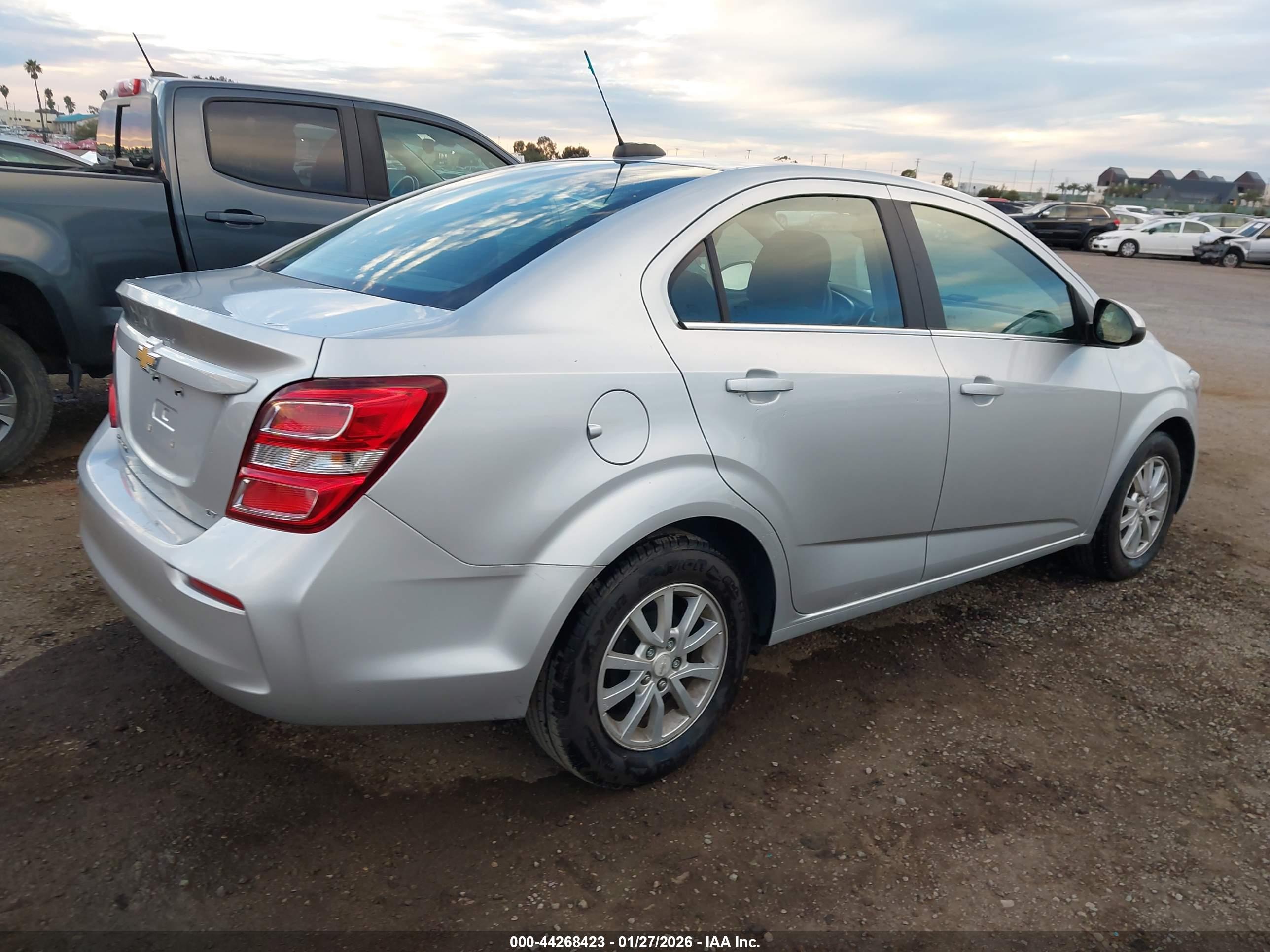 CHEVROLET SONIC image 4