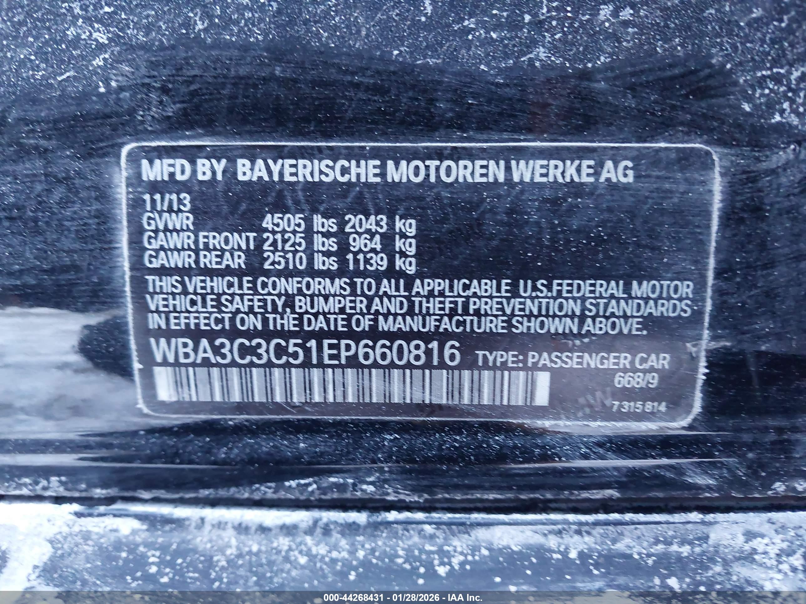 BMW 320I image 9