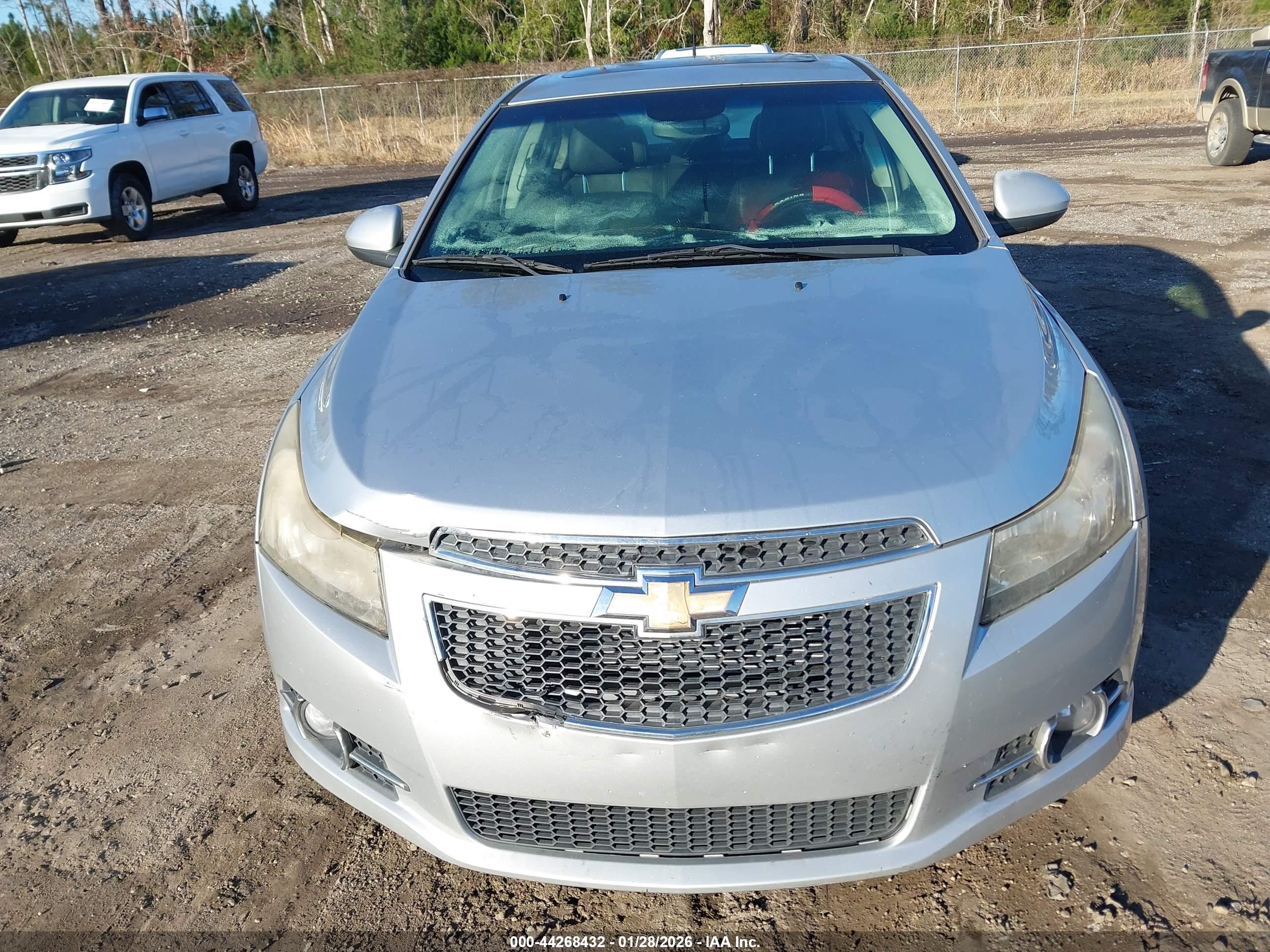 CHEVROLET CRUZE image 6
