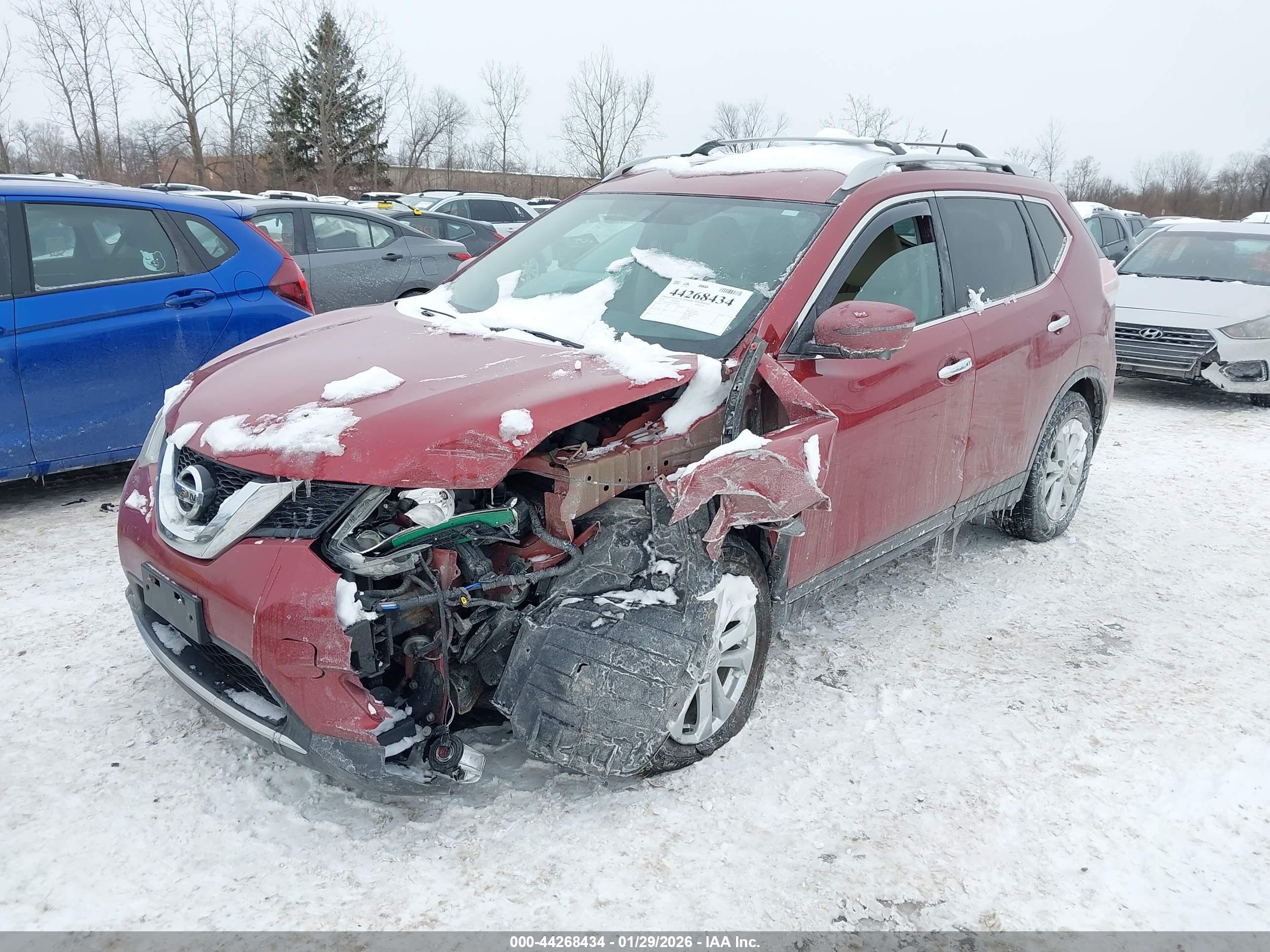 NISSAN ROGUE image 2